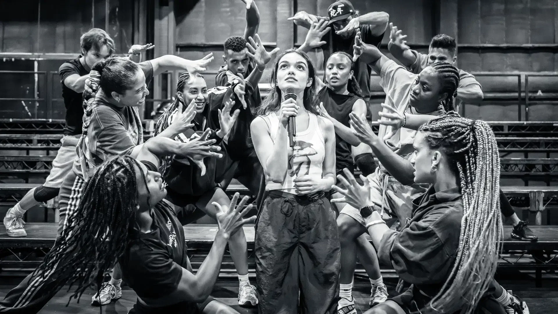 Rachel-Zegler-and-cast-of-Evita.-Credit-Marc-Brenner.webp