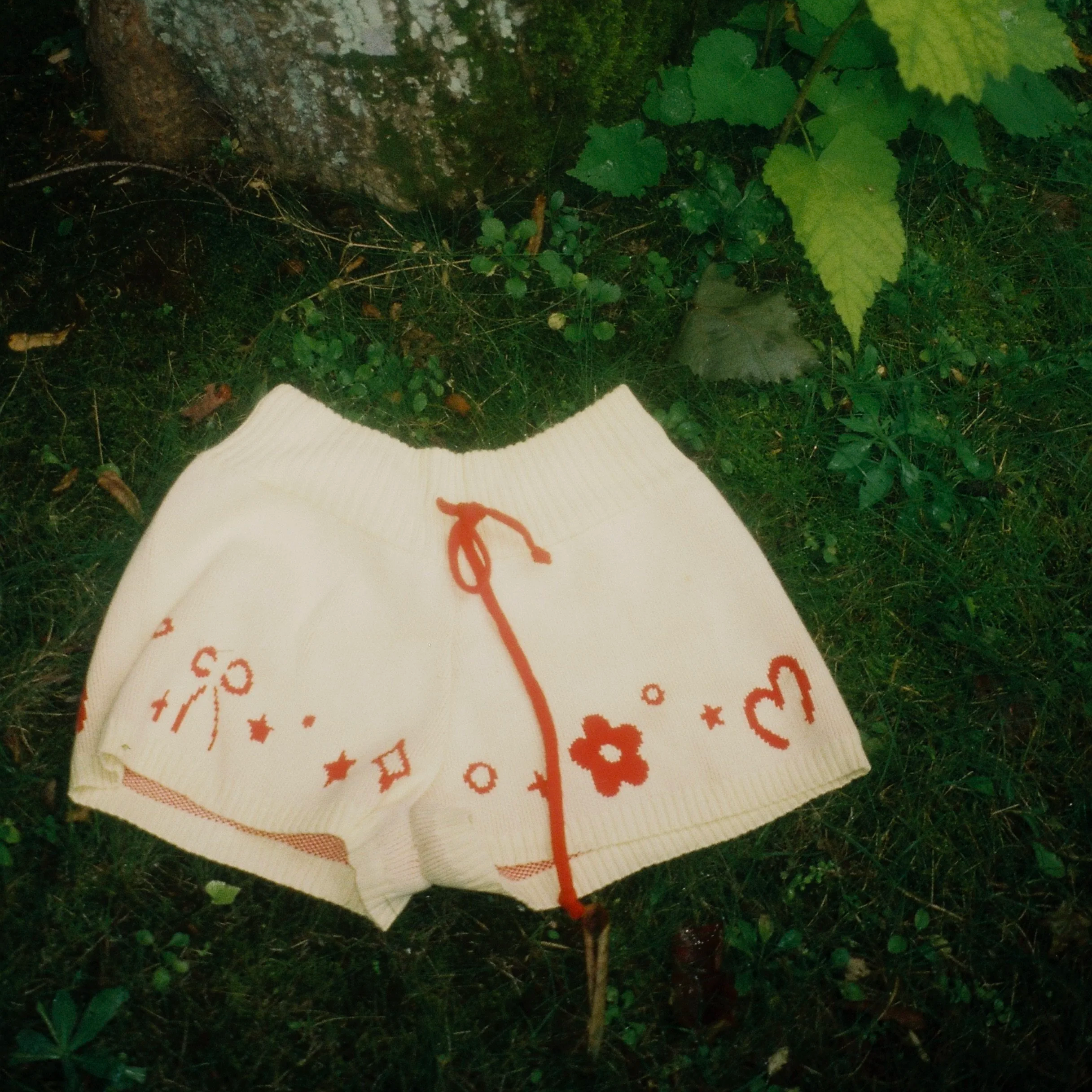 Closet styling to help individuals curate a closet that makes it easy to get dressed in the morning