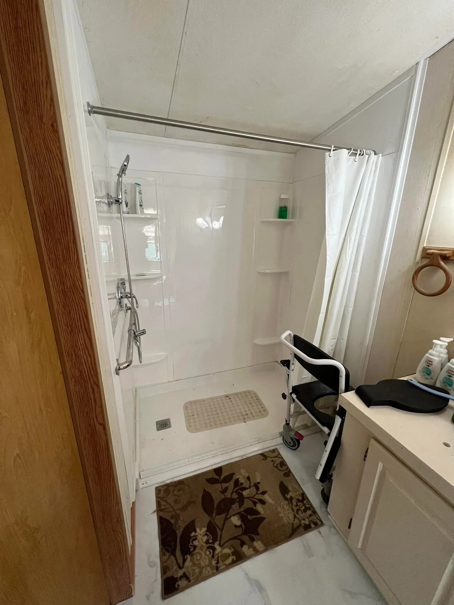 John Plocke Bathroom 2.jpg