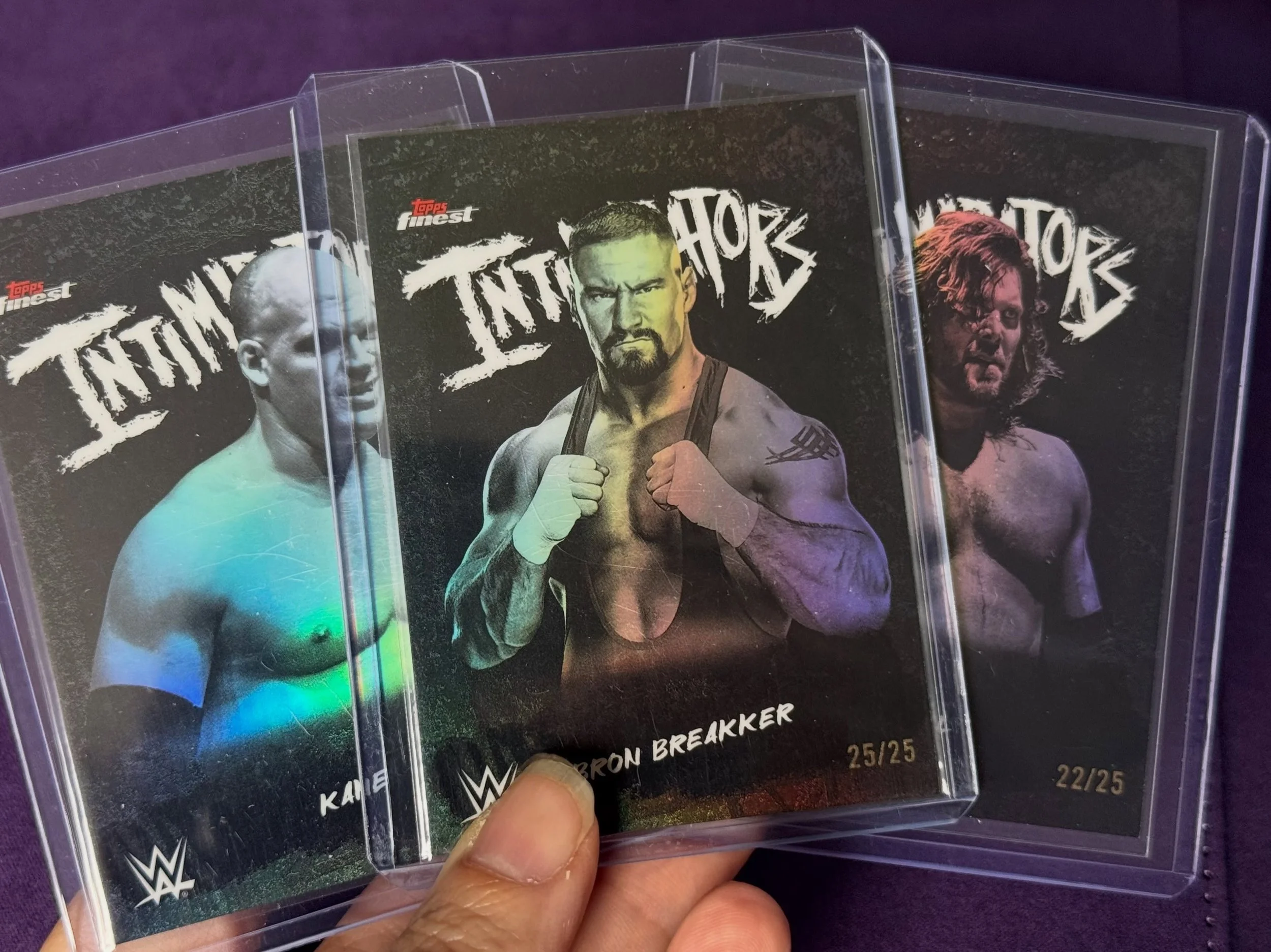 Another three /25 Intimidators from 2025 WWE Topps Finest secured. 

Particularly keen on tracking down the Chyna /25. DMs open if you have one / know where one is that&rsquo;s open to selling. 😇

#wrestlingcards #wwecards #tradingcards #wwetopps