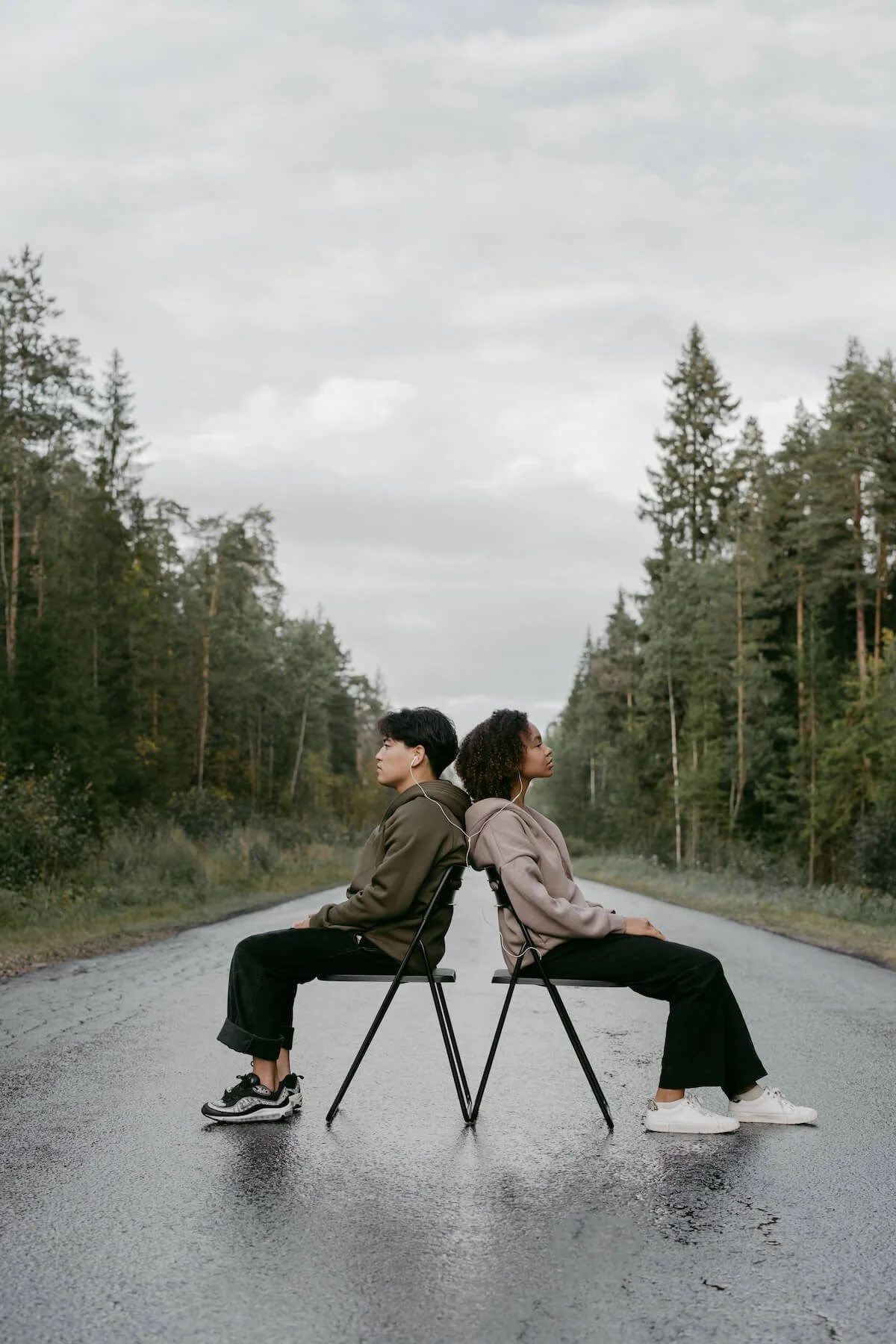 How to Overcome Attachment Issues in Relationships: A Guide to Secure Connections