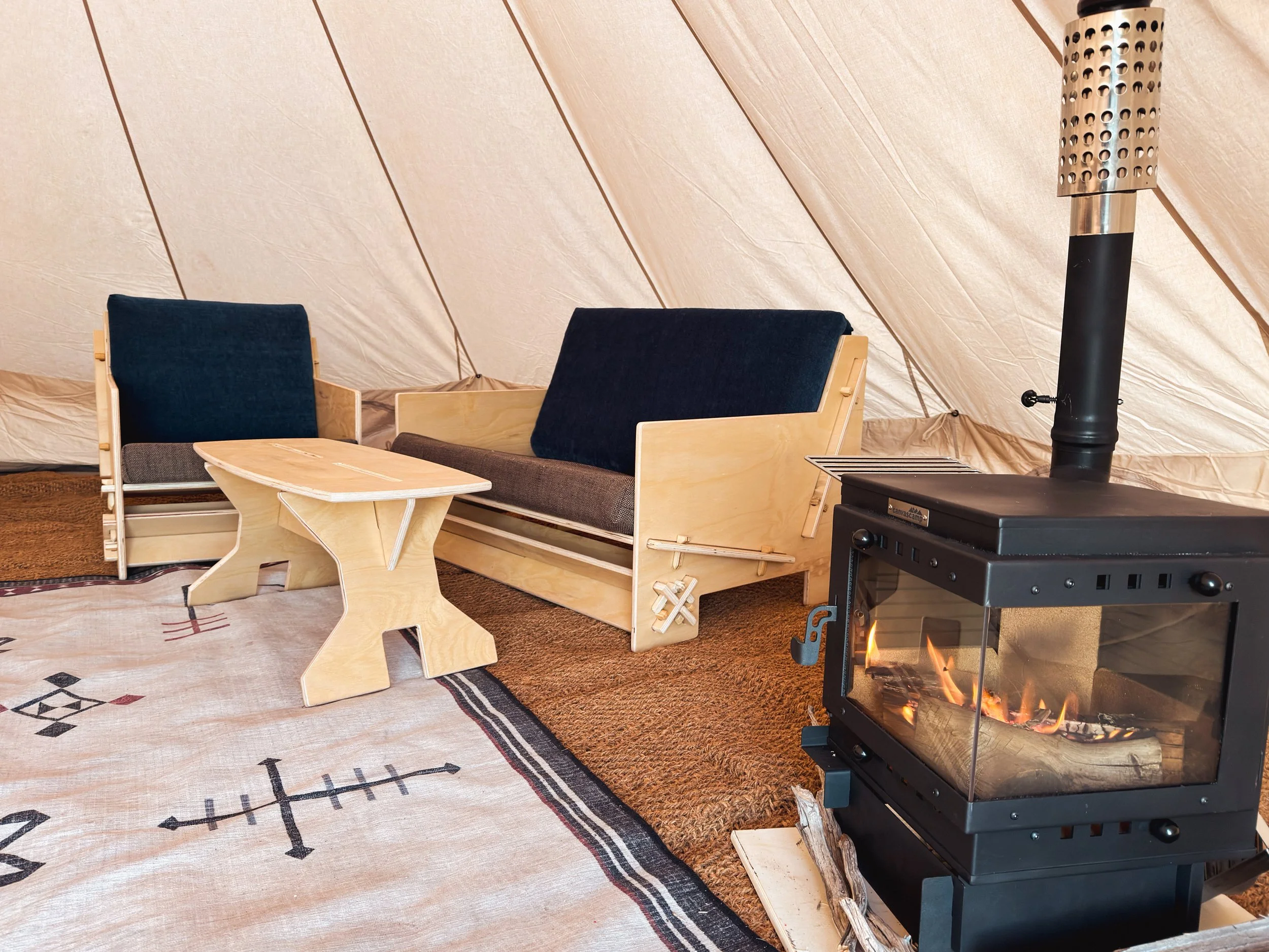 Popular Uses for Flat-Pack Furniture in Modern Homes and Hospitality Spaces