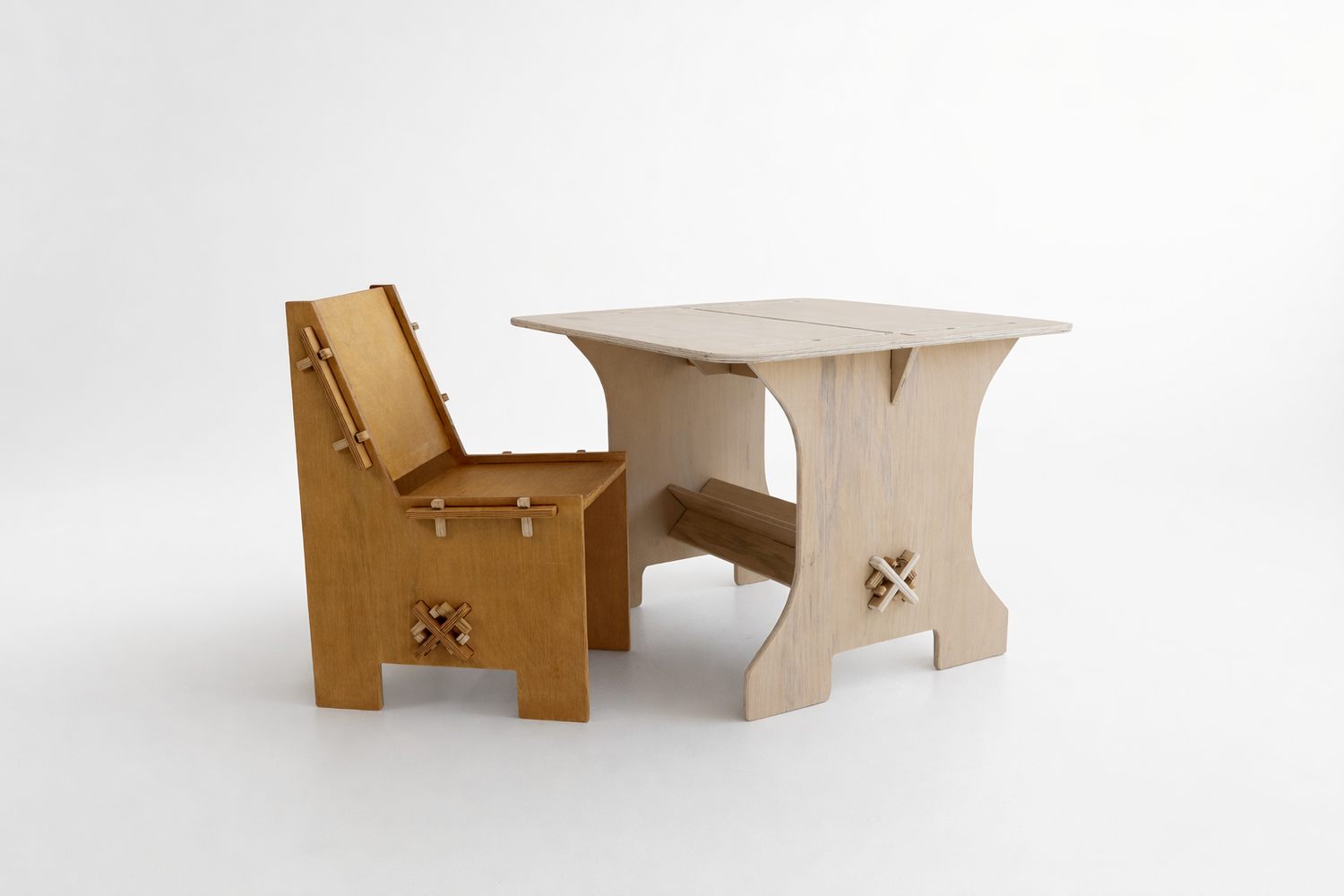 diningchairtable.webp