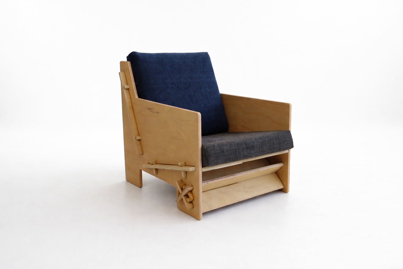 Wander Arm Chair
