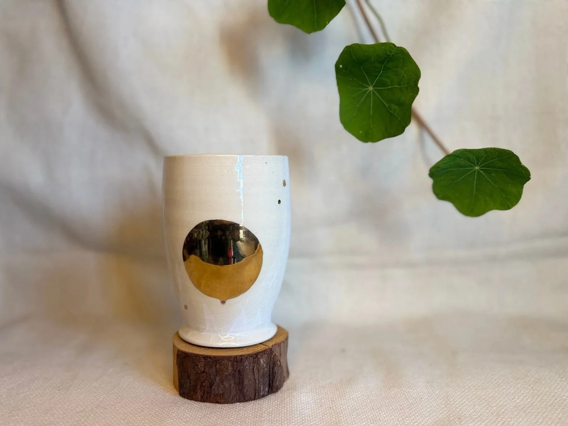 Full Moon Tumbler #23 (gold lustre)