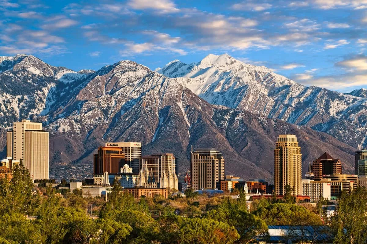 Salt-Lake-City-mountains.jpeg