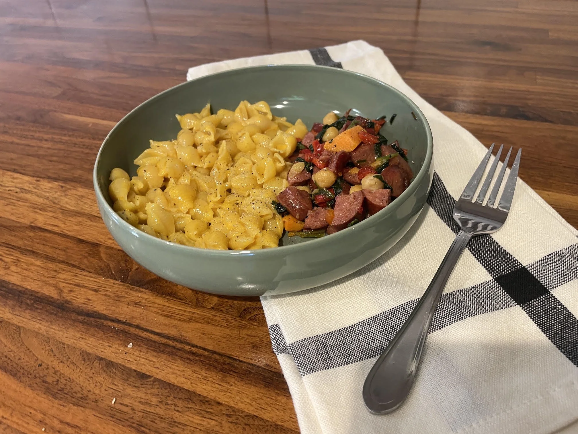 Sausage &amp; Veggie Sauté with Mac and Cheese