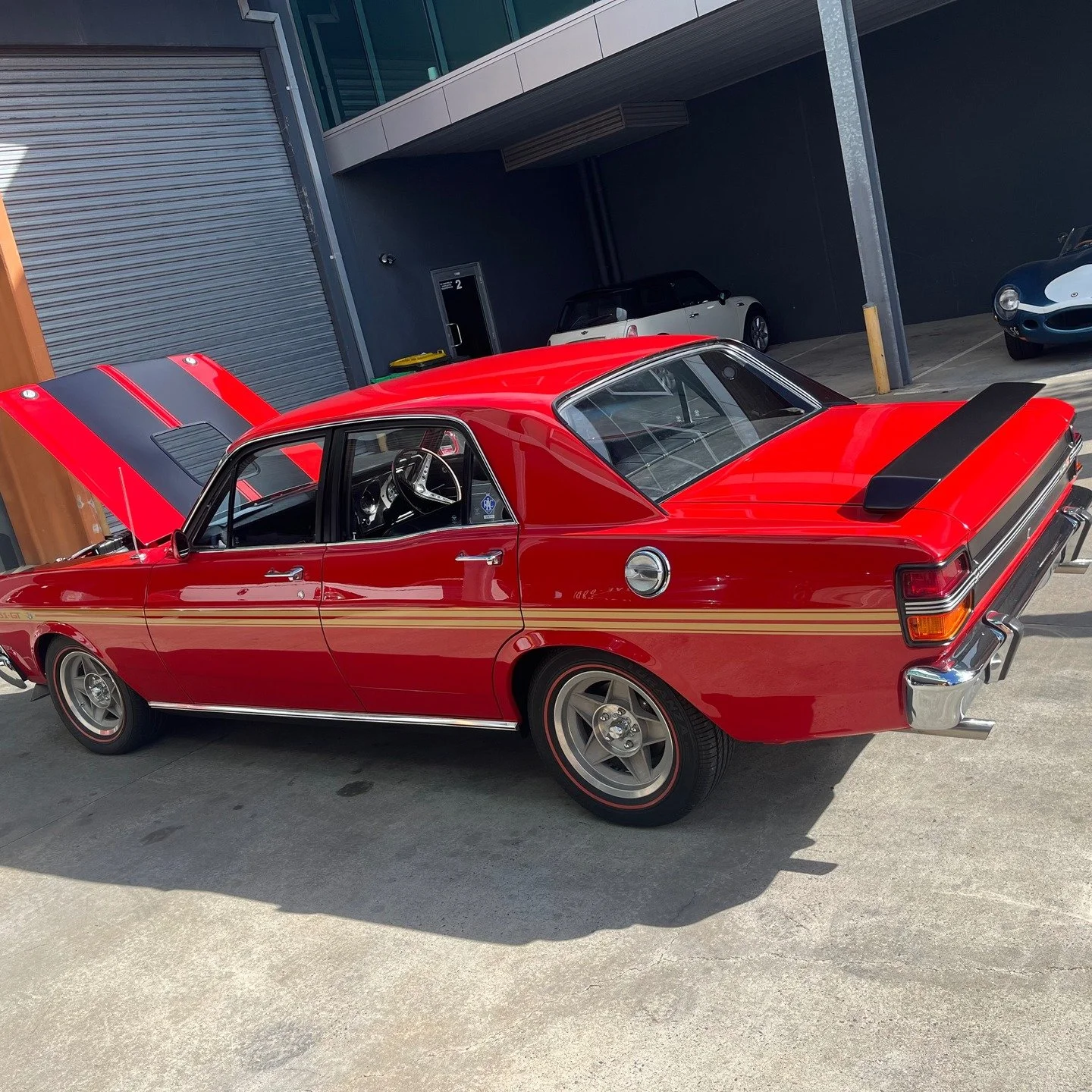 It&rsquo;s been a big few weeks in the workshop so overdue for a #socialsaturday catch-up ✌️
From Aussie legends to US muscle, here&rsquo;s a look at some of the rides that rolled through Advantage Suspension lately.. #advantagesuspension #falcongt #