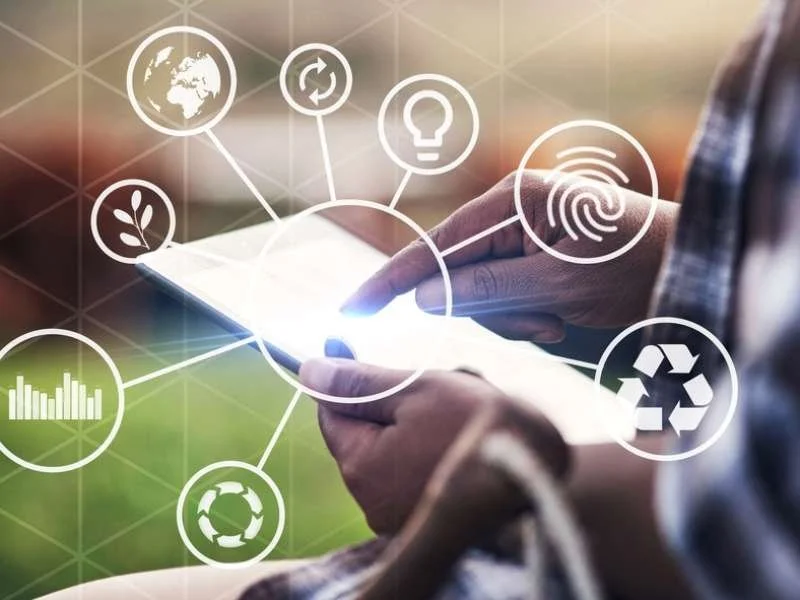 Digital innovation and online ordering technology used to improve workwear uniforms solutions.