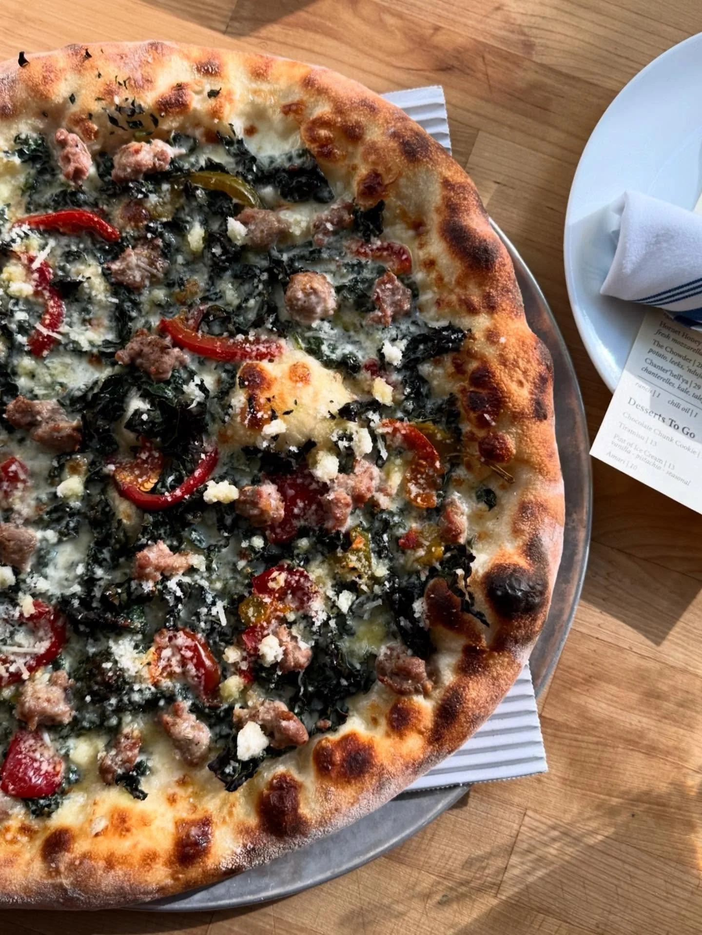 The Cherry Bomb 🍒 Fontina, crescenza, kale, sausage, garlic, pickled cherry peppers, parm

On the menu at Capitol Hill! 

#naturallyleavenedpizza #fallpizza #seattlepizza #seattlerestaurants