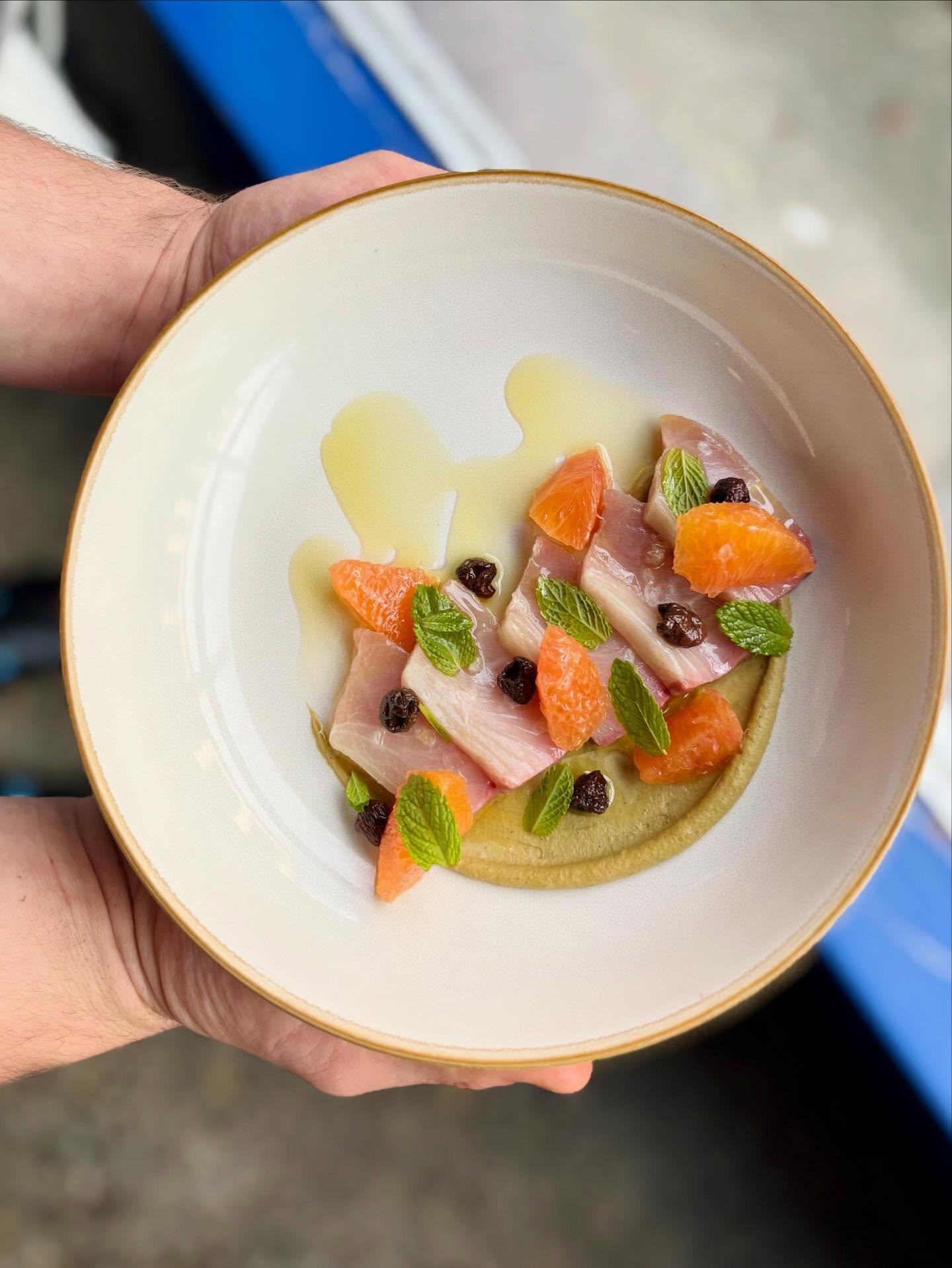 Crudo on Queen Anne! Hamachi, pistachio, Cara Cara orange, olive, jalape&ntilde;o vinegar 🫡

Come grab a seat and revel in some sweet relief for the dry day we had today. Thinking of our farmer friends 💙 Couple resources in our stories to see how y