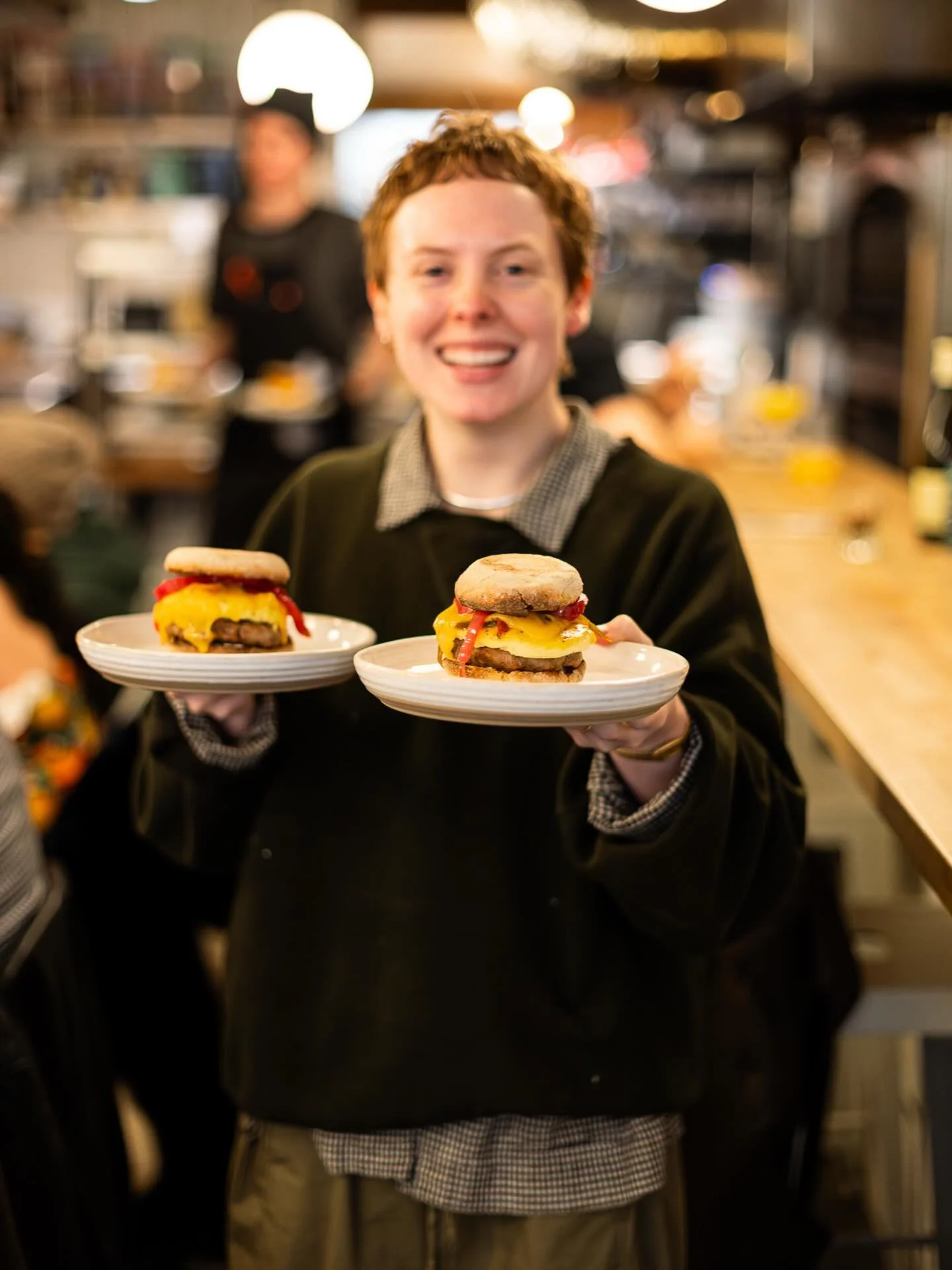 We brunch again!!!!!! And Quick Stop is ON in Queen Anne!!!!! Let&rsquo;s fuel up before the big game 🍳🏈✨

📷@laurenmaxphoto 

#seattlebrunch #superbowlbrunch #seattlerestaurants #capitolhillseattle #queenanneseattle