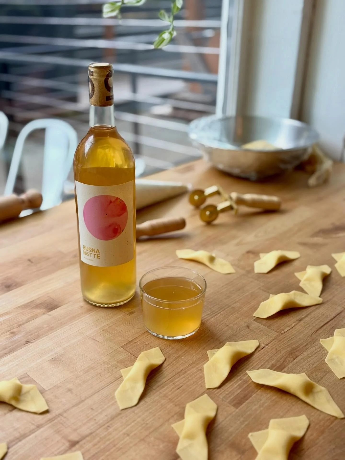 Orange wine + spring pasta = a big yes combo🪴This beauty &lsquo;Mortadella&rsquo; is from our friends @buonanottewines in the Columbia Valley. Perfect during this balmy weather, a premium patio crusher. And most delicious with our handmade Casoncell