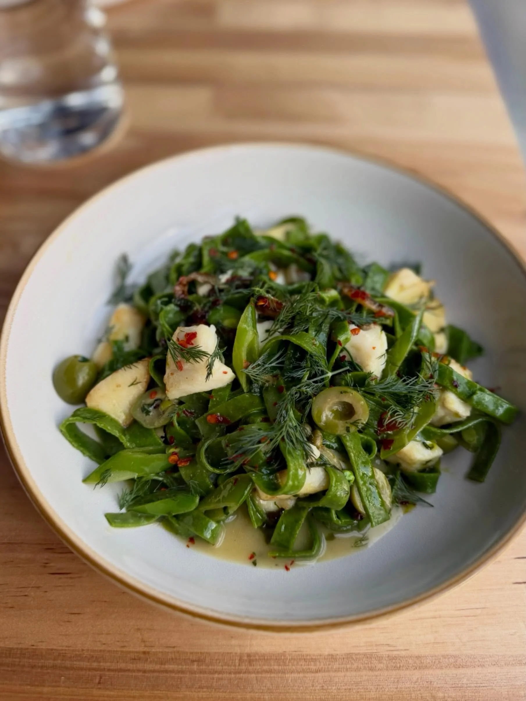 Last weekend&rsquo;s special in Queen Anne SO SAD if you missed this pretty green but fear not! It will hit the menu soon for you 😘🫒

Tagliatelle Verde &mdash; dry aged halibut, dill, mint, castlvetrano olives.

#handmadepasta #seattlepasta #taglia