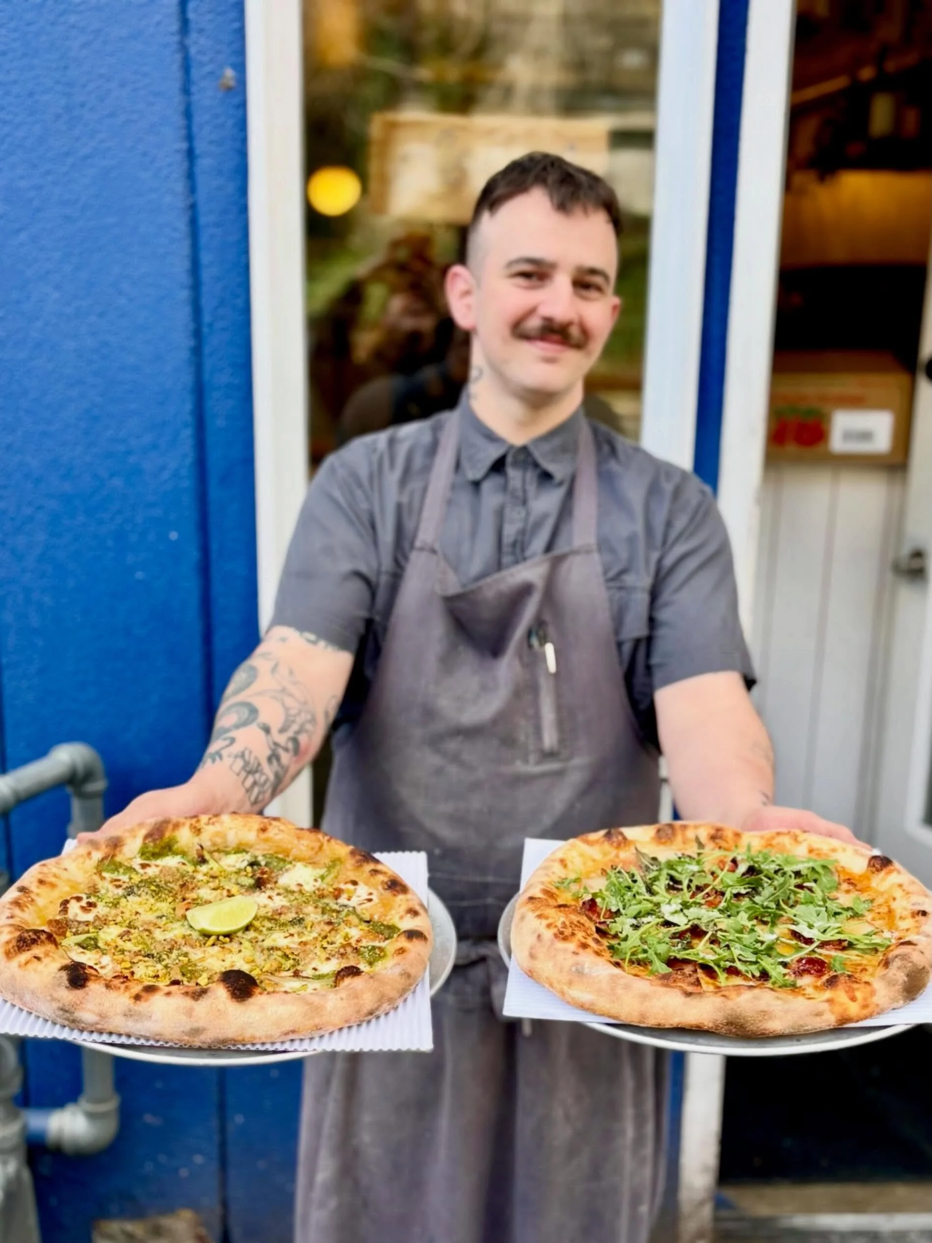 Happy Thursday people! The breeze on Summit Ave is particularly delicious today 🌞 Come see us for pies on the patio!! 

Both locations open 5-9p for dine-in &amp; take-out. Link in bio to make a reso in Queen Anne! 

#seattlerestaurants #seattlespri