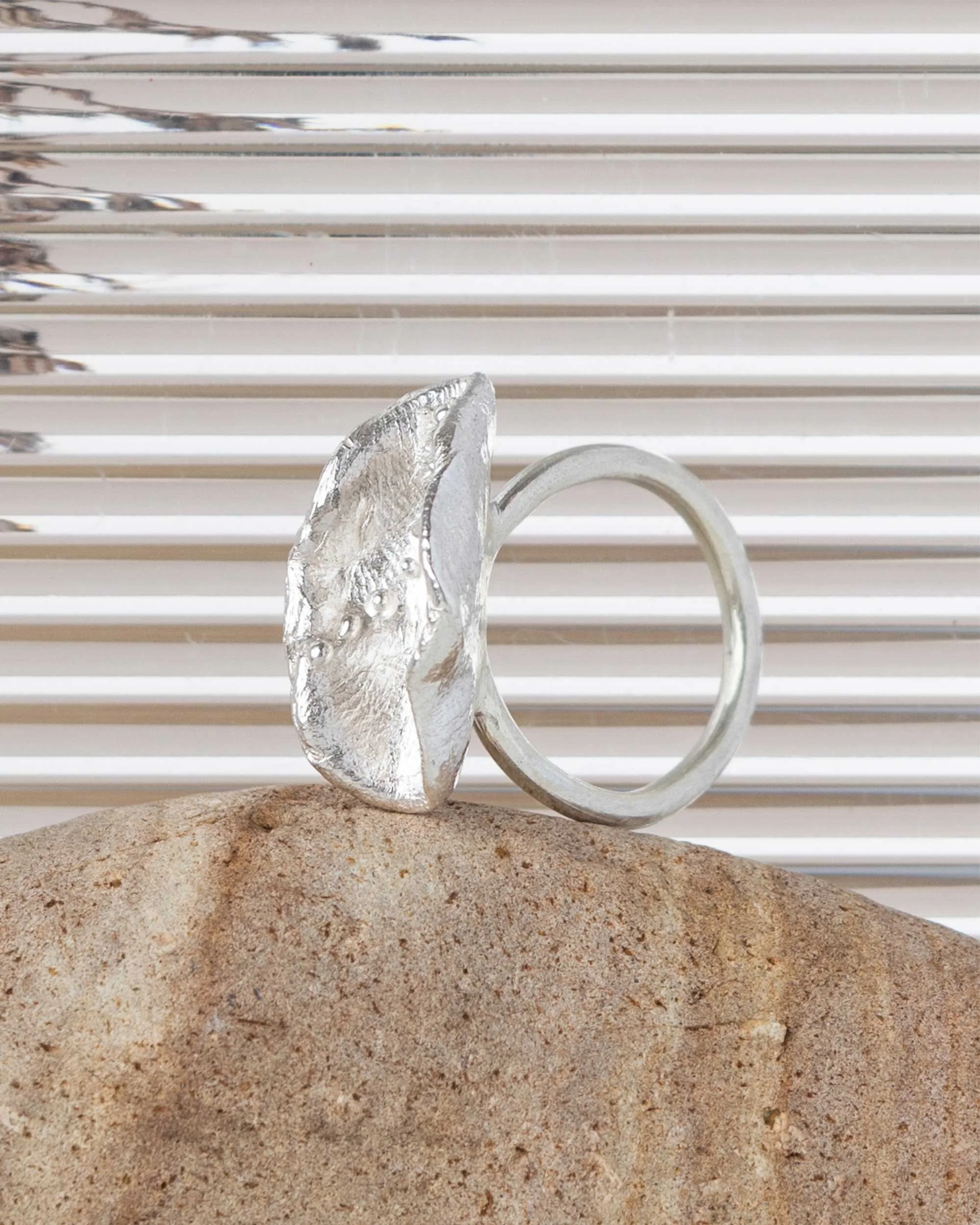 Emma Field Clam Ring