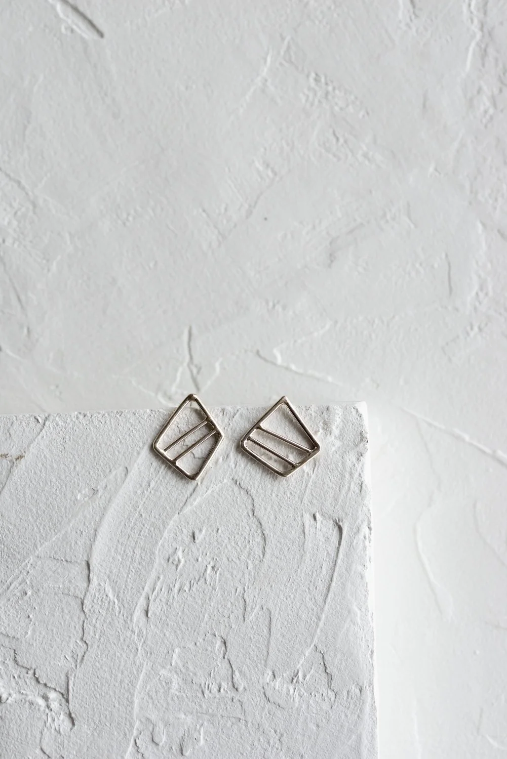 Emma Field Intersect Studs Rhombus