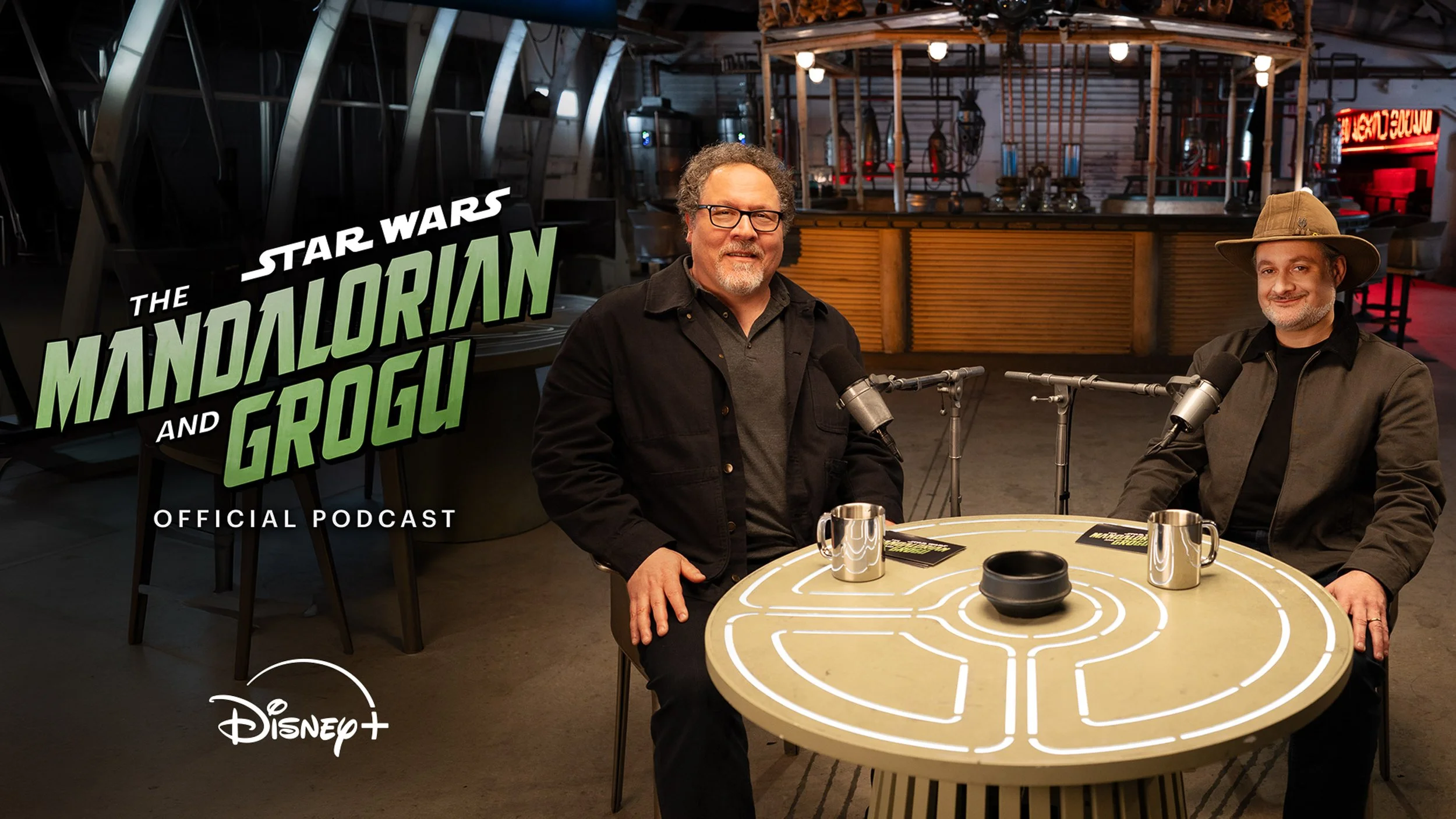 Star-Wars-The-Mandalorian-and-Grogu-Official-Podcast-Disney-Plus-Unit-Stills-Photography.jpg