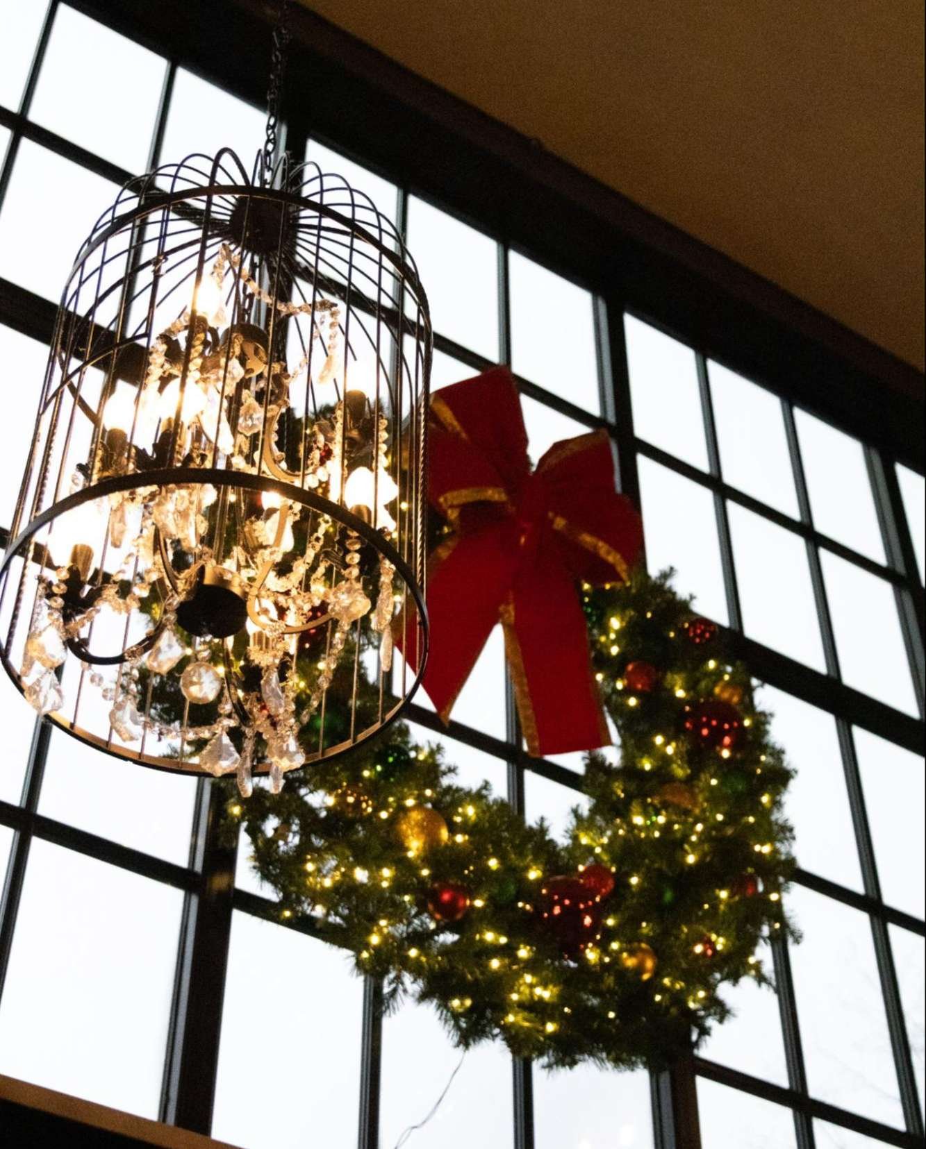 Cold weather&rsquo;s no match for biscuits, bourbon, and all The Nest comforts you&rsquo;re craving this December. Come warm up with us - brunch, lunch, dinner, a holiday cocktail&hellip; or all of the above 🍹✨