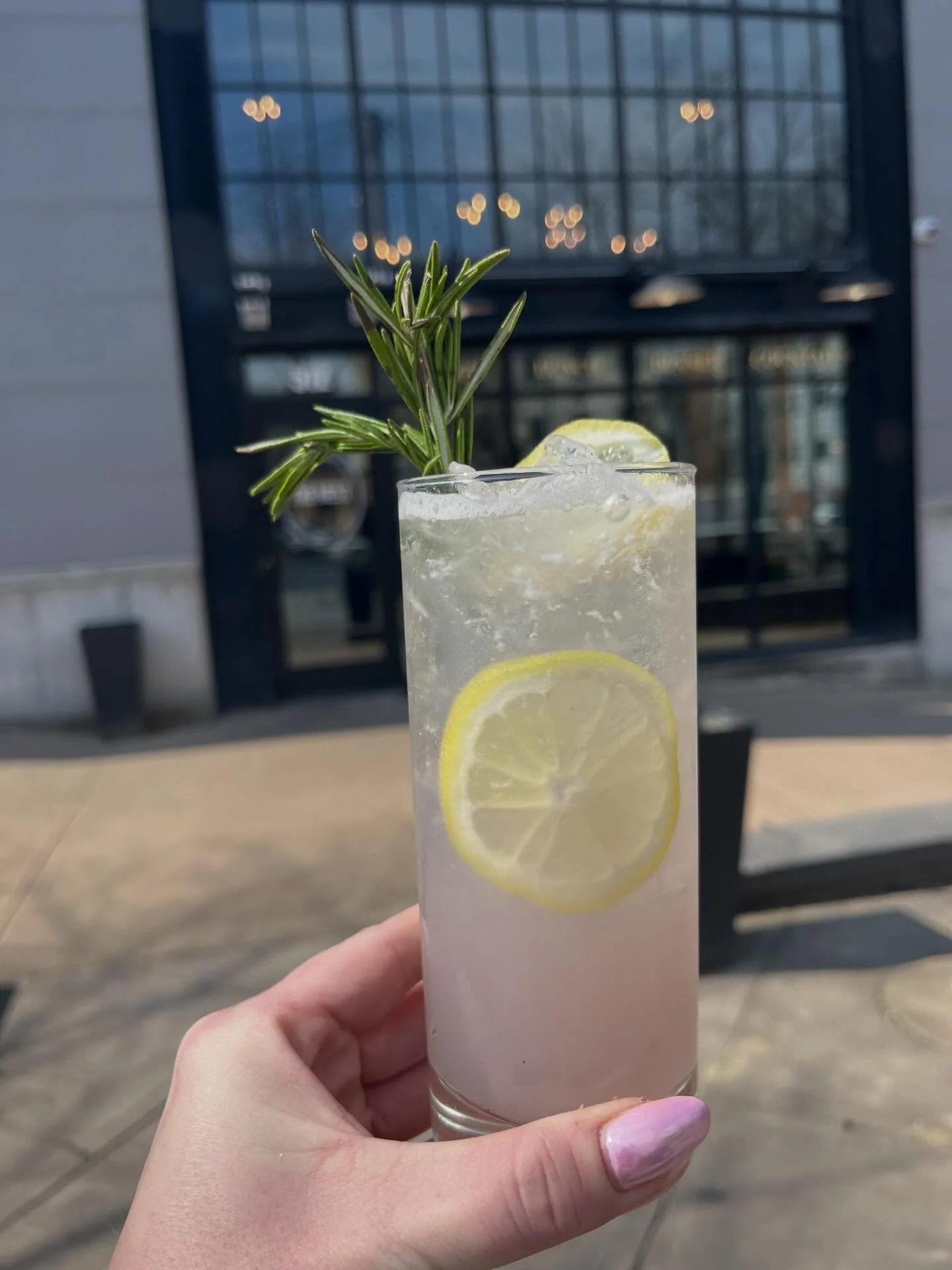 Today&rsquo;s Cocktail Special:
22 Seeds jalape&ntilde;o cucumber tequila, lemon juice, lemon lavender syrup + a splash of club soda

fresh, a little fiery, and exactly what your Friday plans were missing 🍹