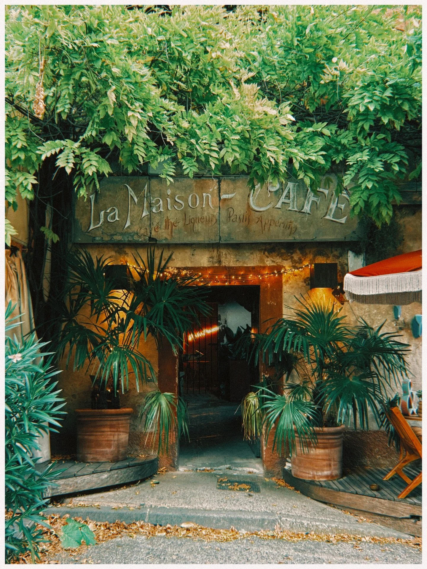 Our base in the south of France was Lourmarin, a little cottage just outside the village. David claimed the afternoon swims, while we soaked up the Proven&ccedil;al charm.

Stone streets, caf&eacute;s spilling onto terraces, a ch&acirc;teau straight 