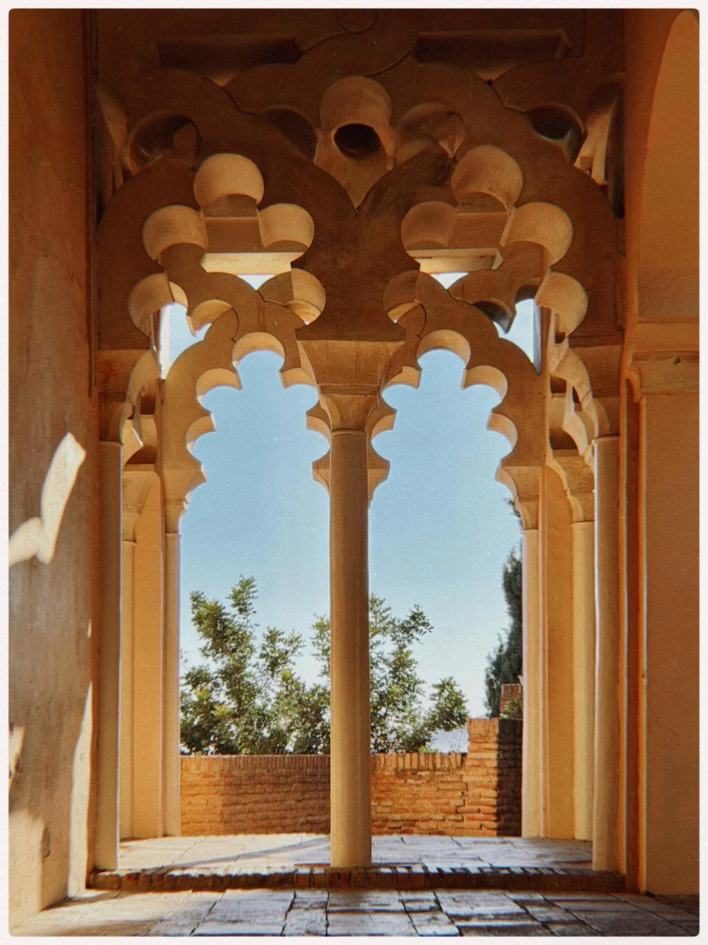 Andalucia, done. Asia, next. In between: getting back in shape after two weeks of the most spectacular food. The pants don&rsquo;t lie and honestly I have zero regrets.

#europe #andalucia #spain #malaga #shotoniphone