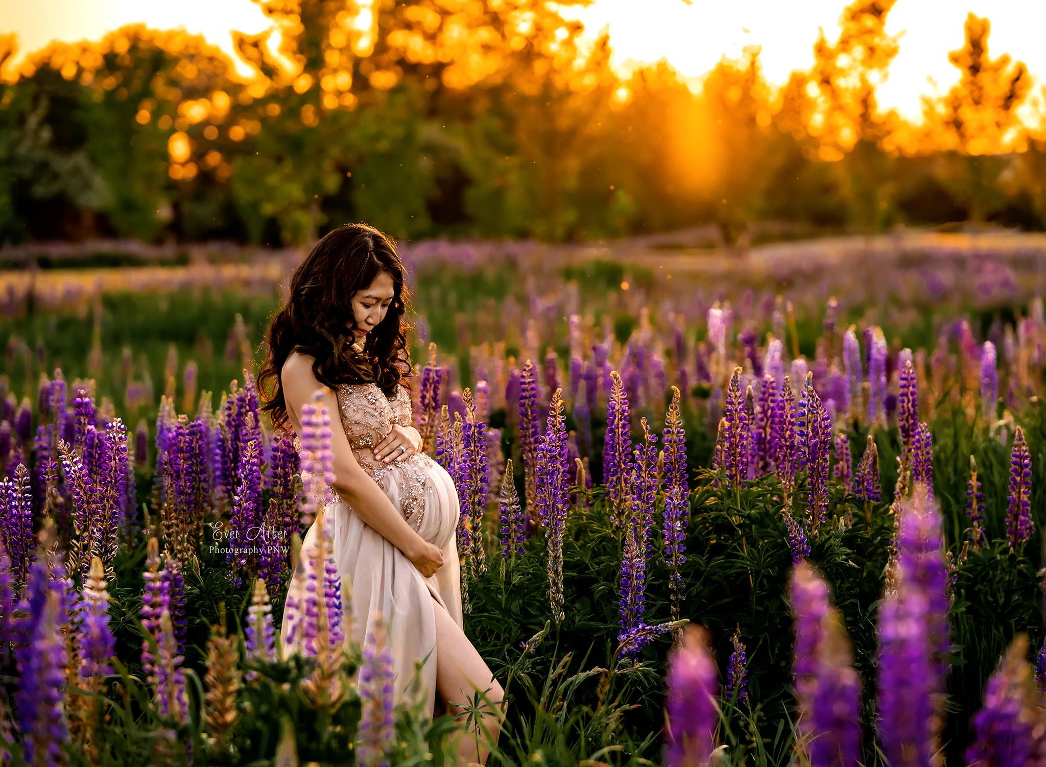Maternity photographer Bremerton.png