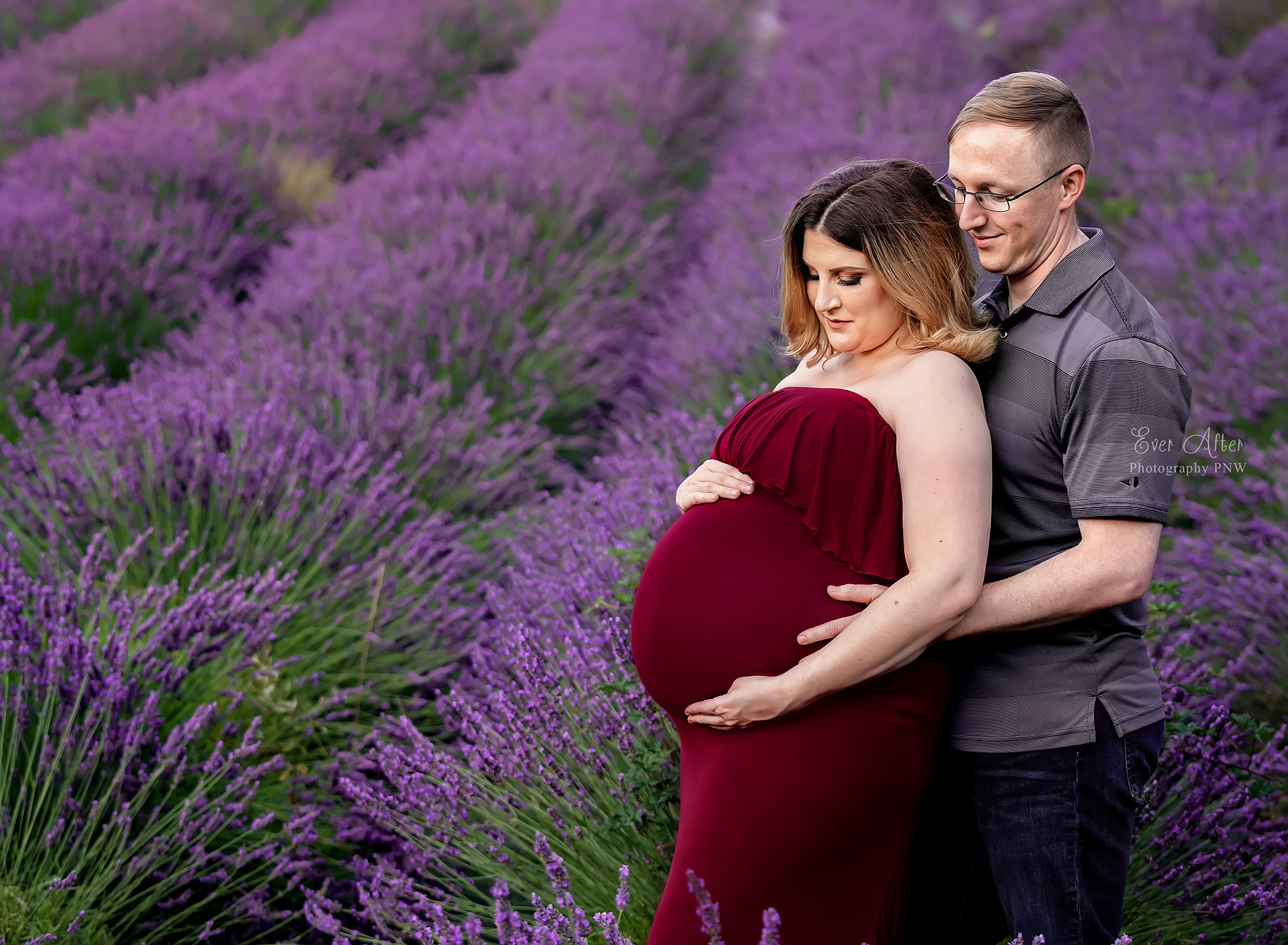 Maternity photographer Tacoma.png