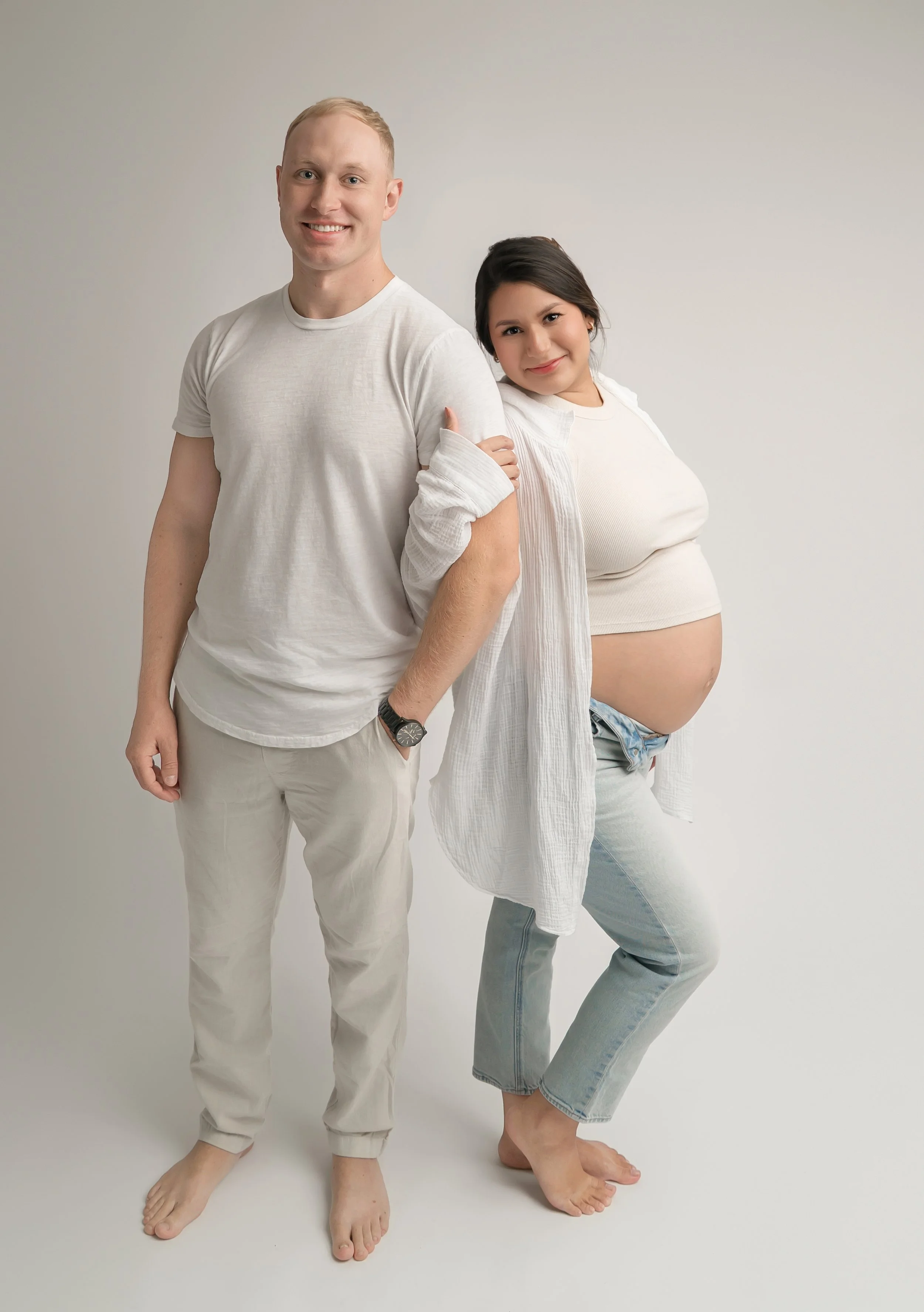 Maternity photographer Seattle.jpg