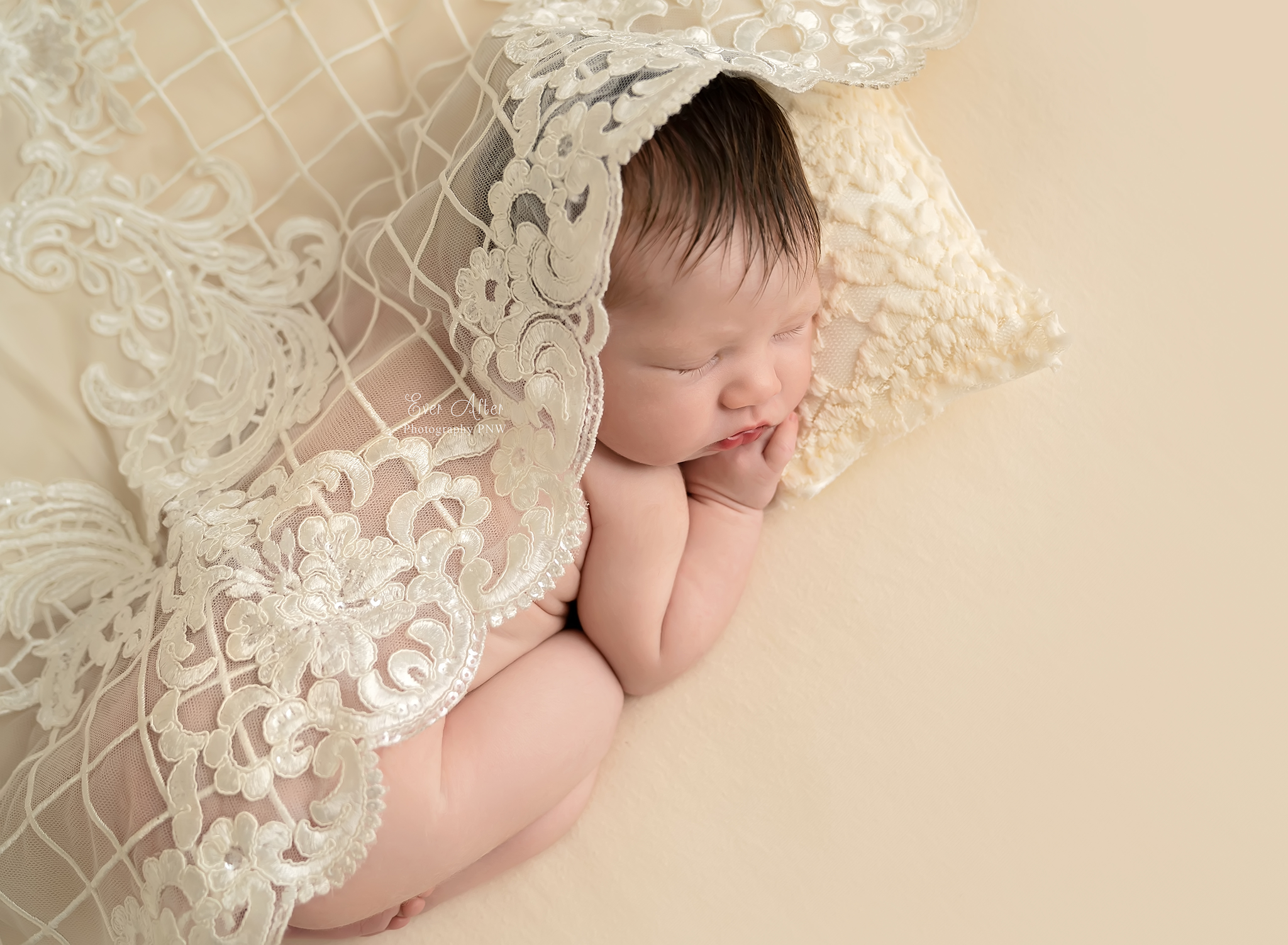 042-LR-NEWBORN.png