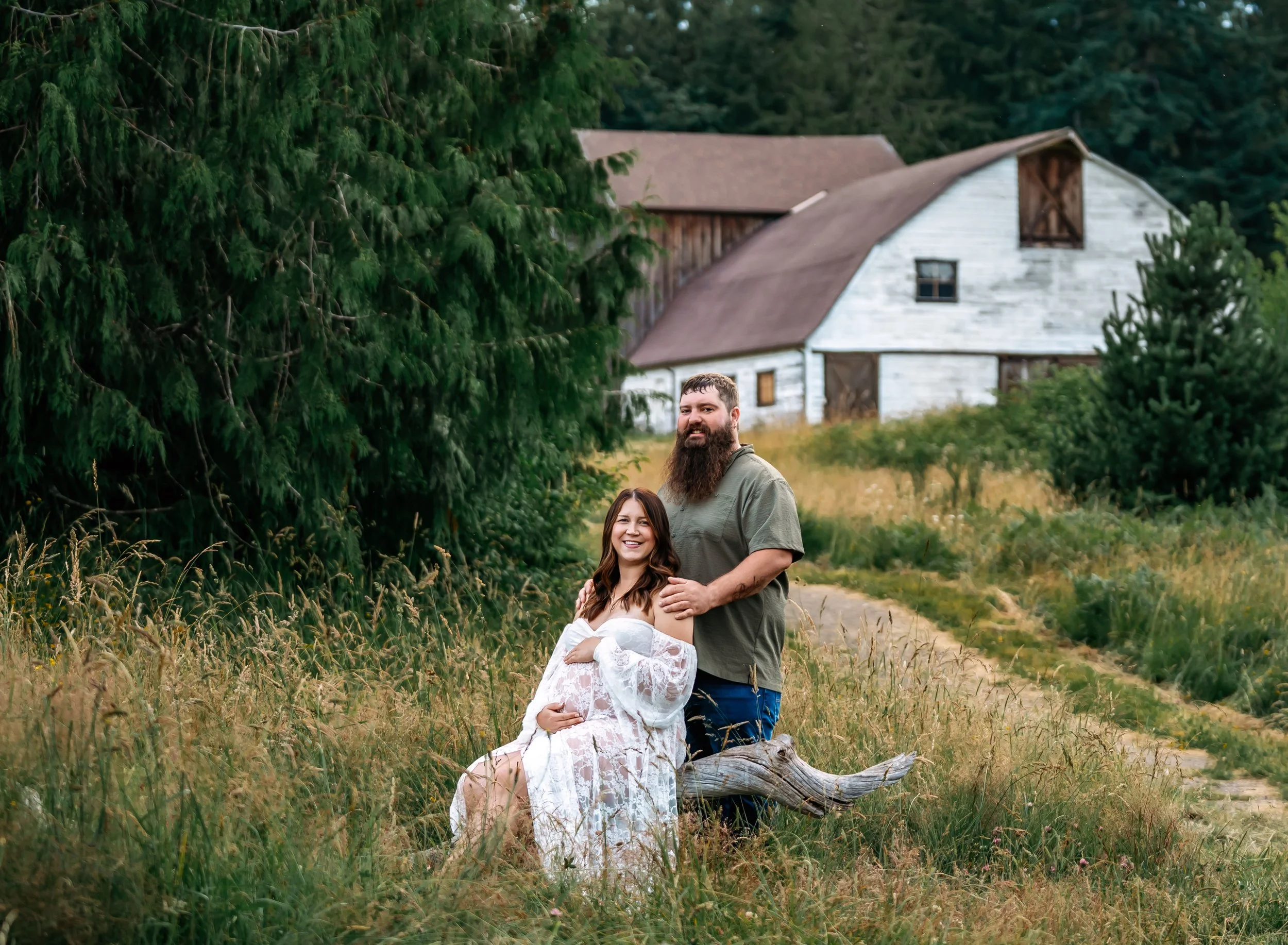 Maternity photographer Port Orchard.jpg
