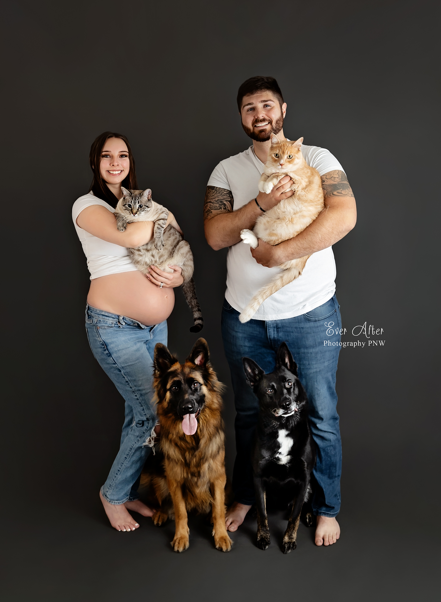 Maternity photographer gig harbor.png
