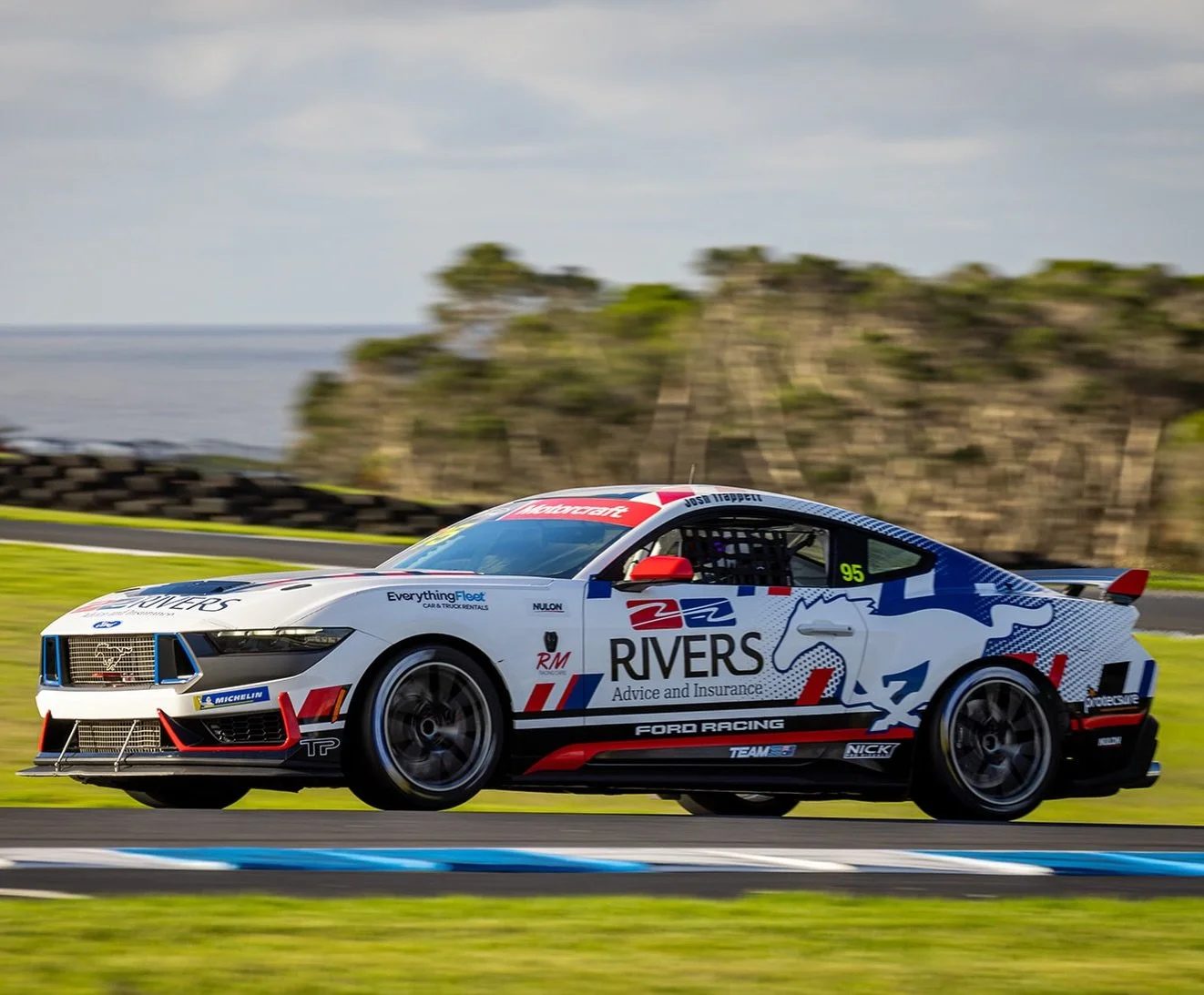 Some beautiful shots of Josh Trappetts Mustang Challenge car! 
This printed wrap turned out mint!!