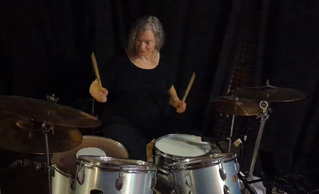 Let's make some music!
#band#curvycurlsband