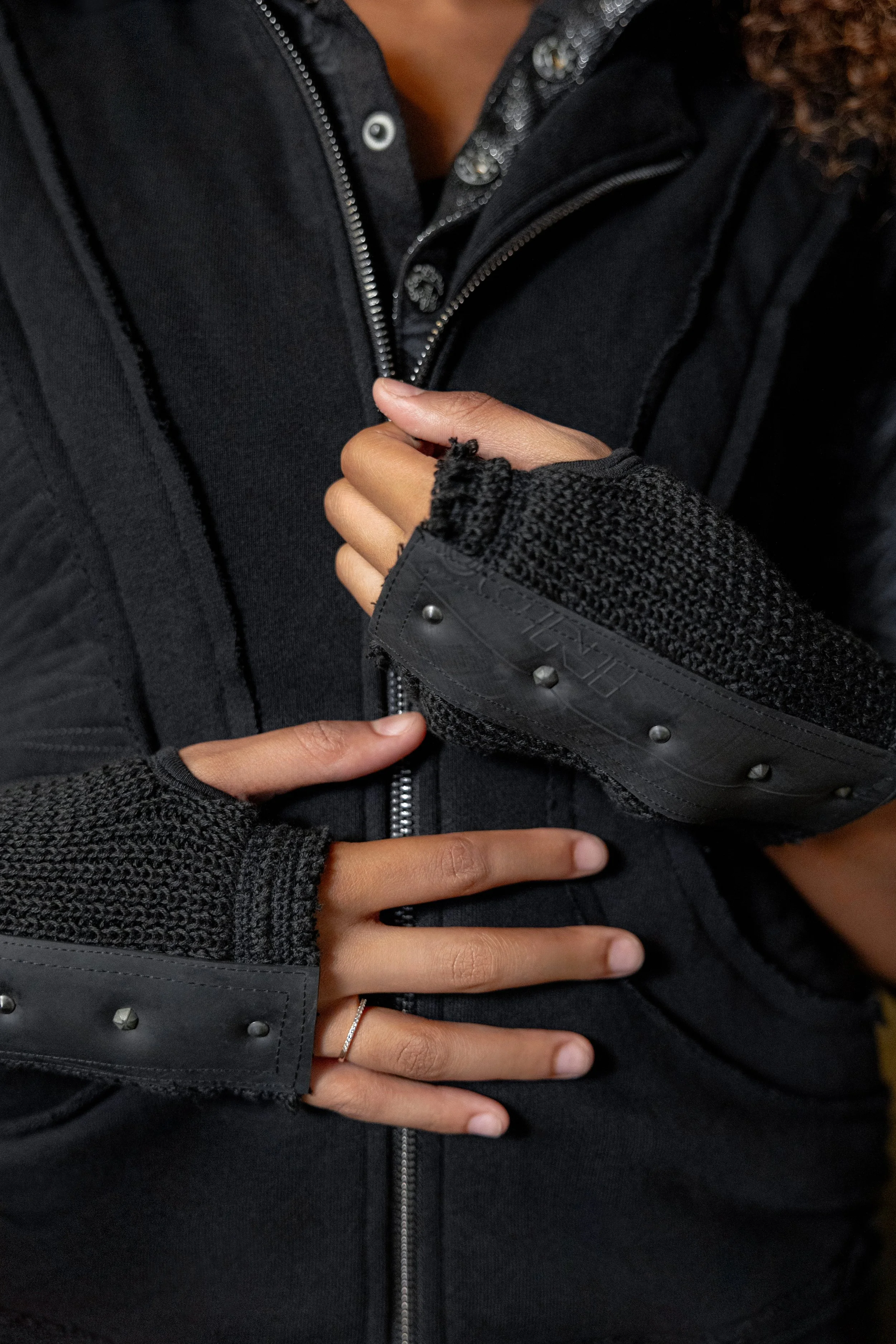 Ronan Le Maire - Ronan Lemaire - Photographer - Photographe - Editorial stills for Psylo’s socials and website.