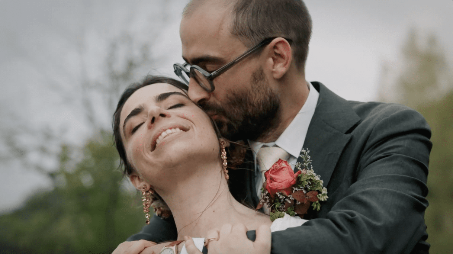 Le baiser des mariés