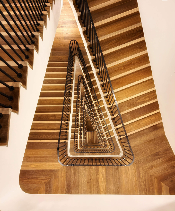 Angel Square staircase, Bfl - S1, DDA