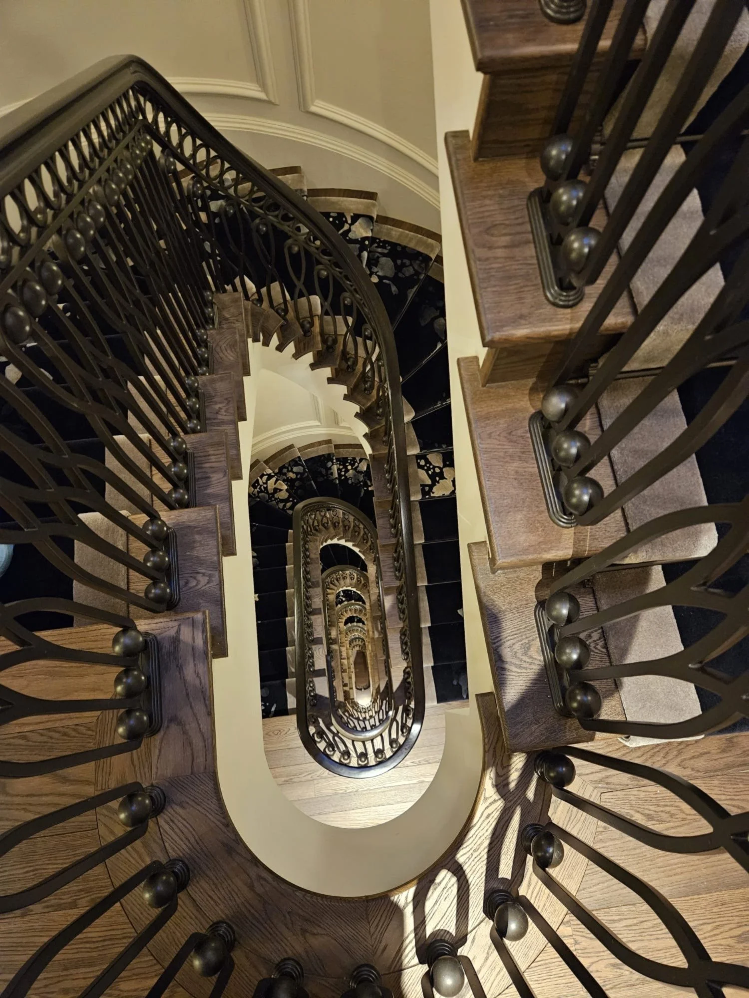 Bespoke timber staircase, 7 St James Gardens