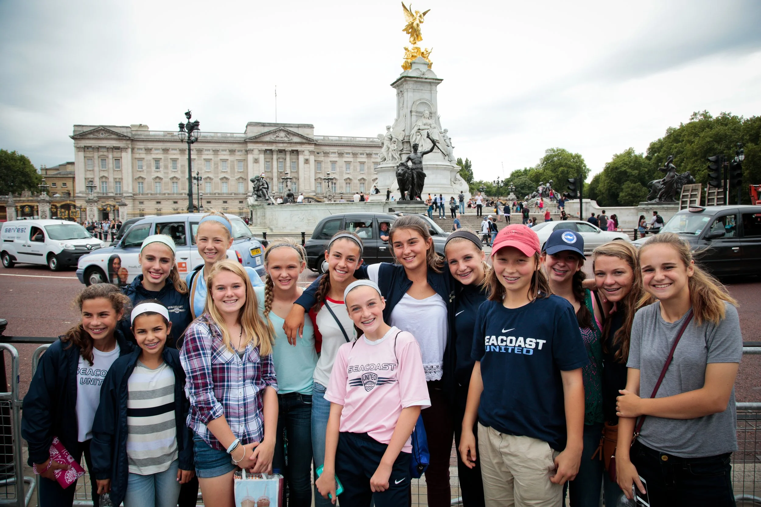 Winchester Summer Programme students on excursion to London