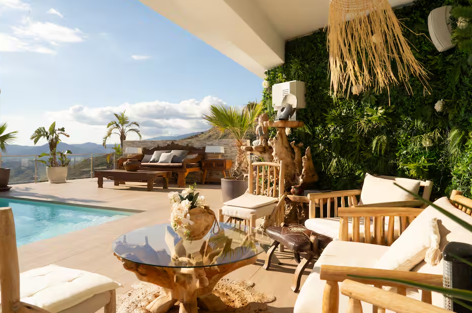 Outside1.png (Kopie) (Kopie)