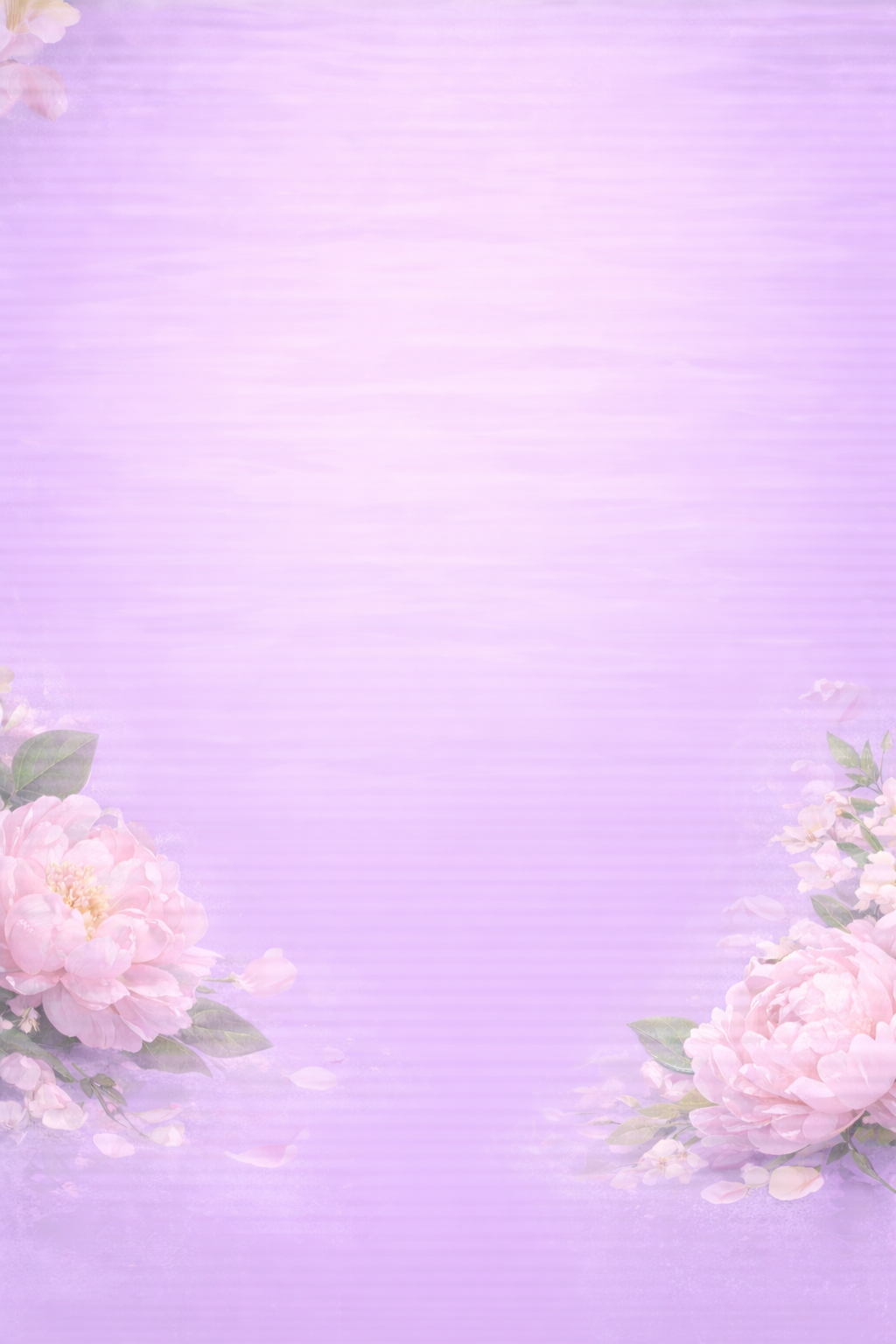 Fond violet pastel avec des fleurs de pivoines roses et des feuilles en bas à gauche et à droite