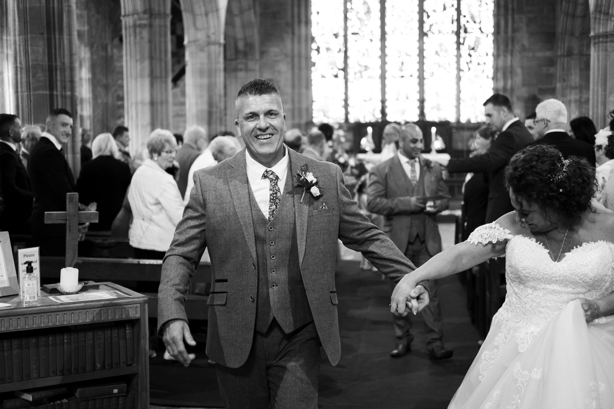 Mr & Mrs Linc Smile BNW.jpg