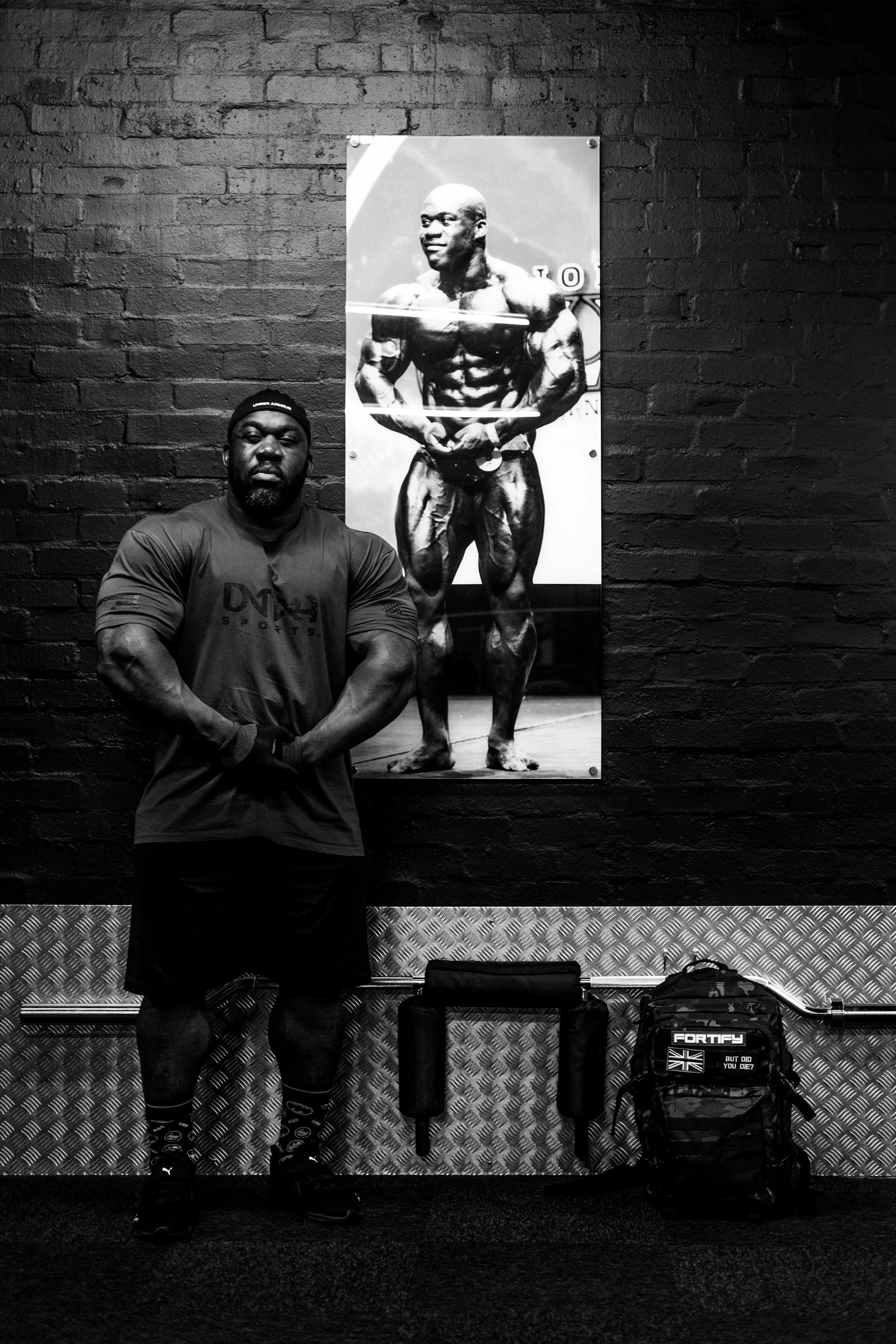 FORTIFY Sergio - Bag teaser BNW.jpg