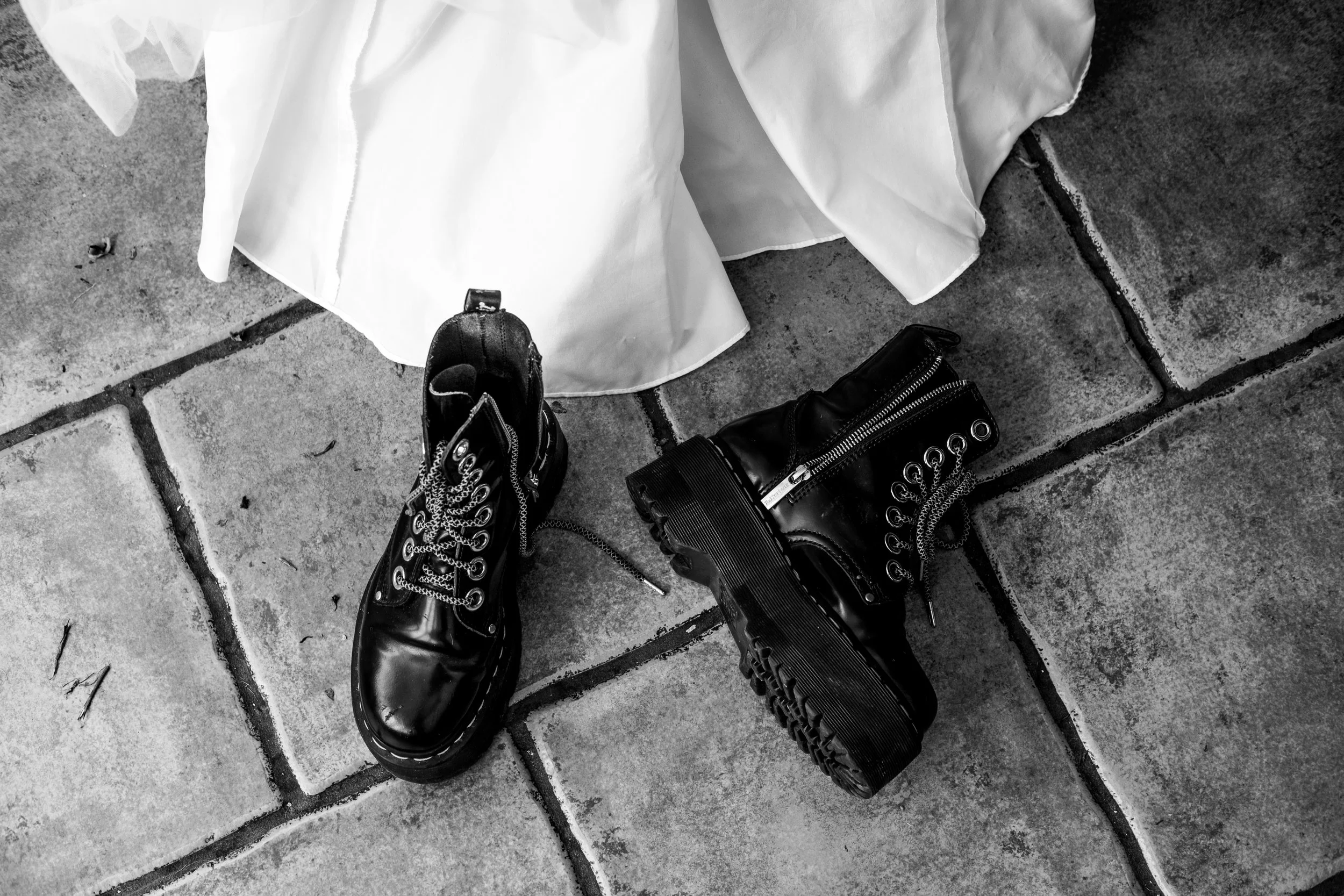 Bridal Prep Mr & Mrs Hynes Dudley Wolverhampton Wedding Perton-9.JPG