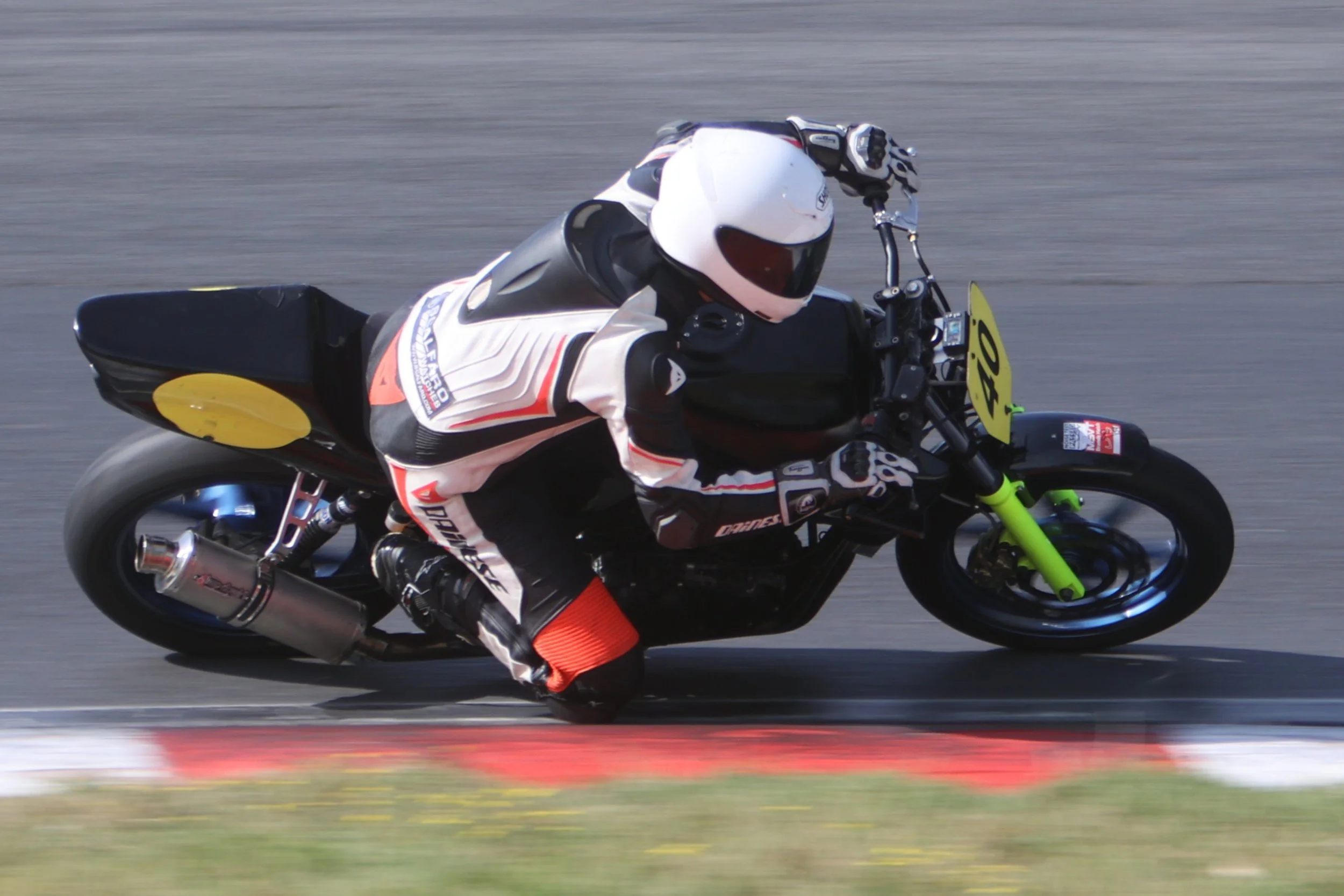 BB012900 crop.JPG