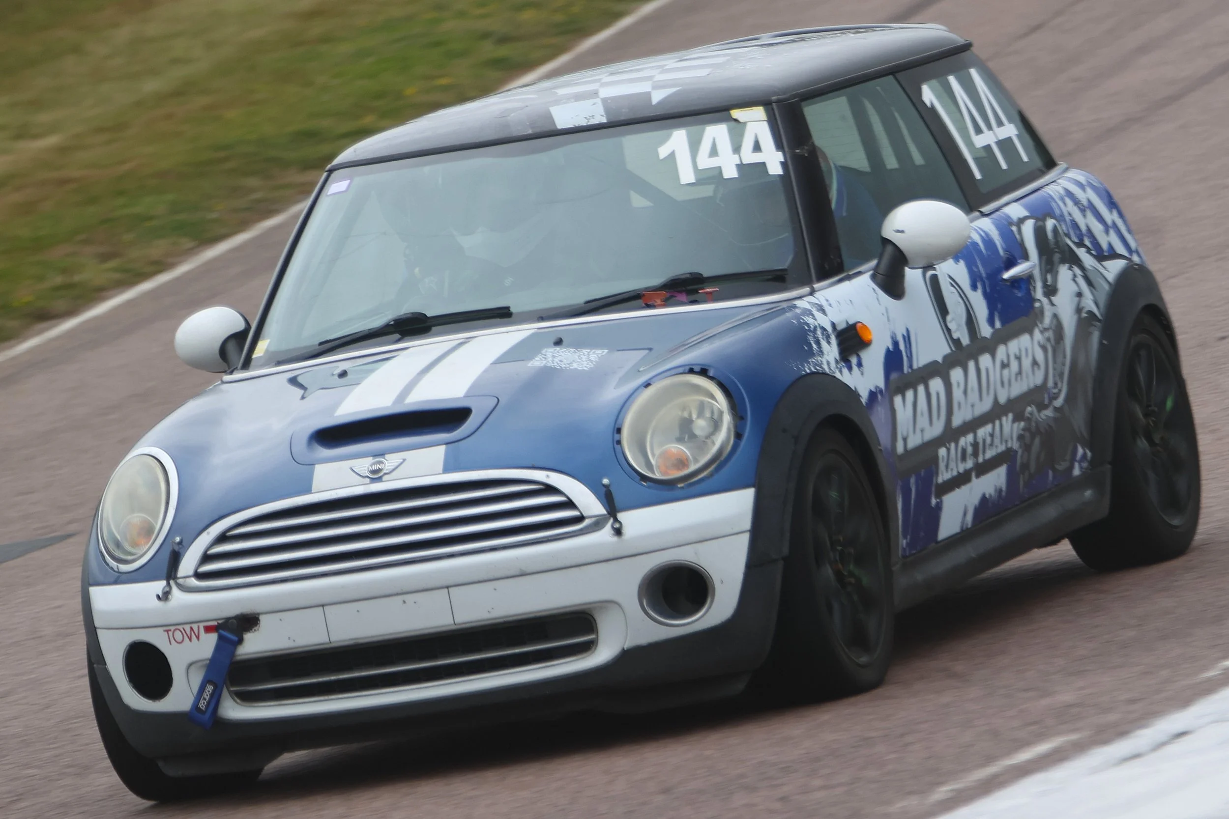 BB019246 crop.JPG