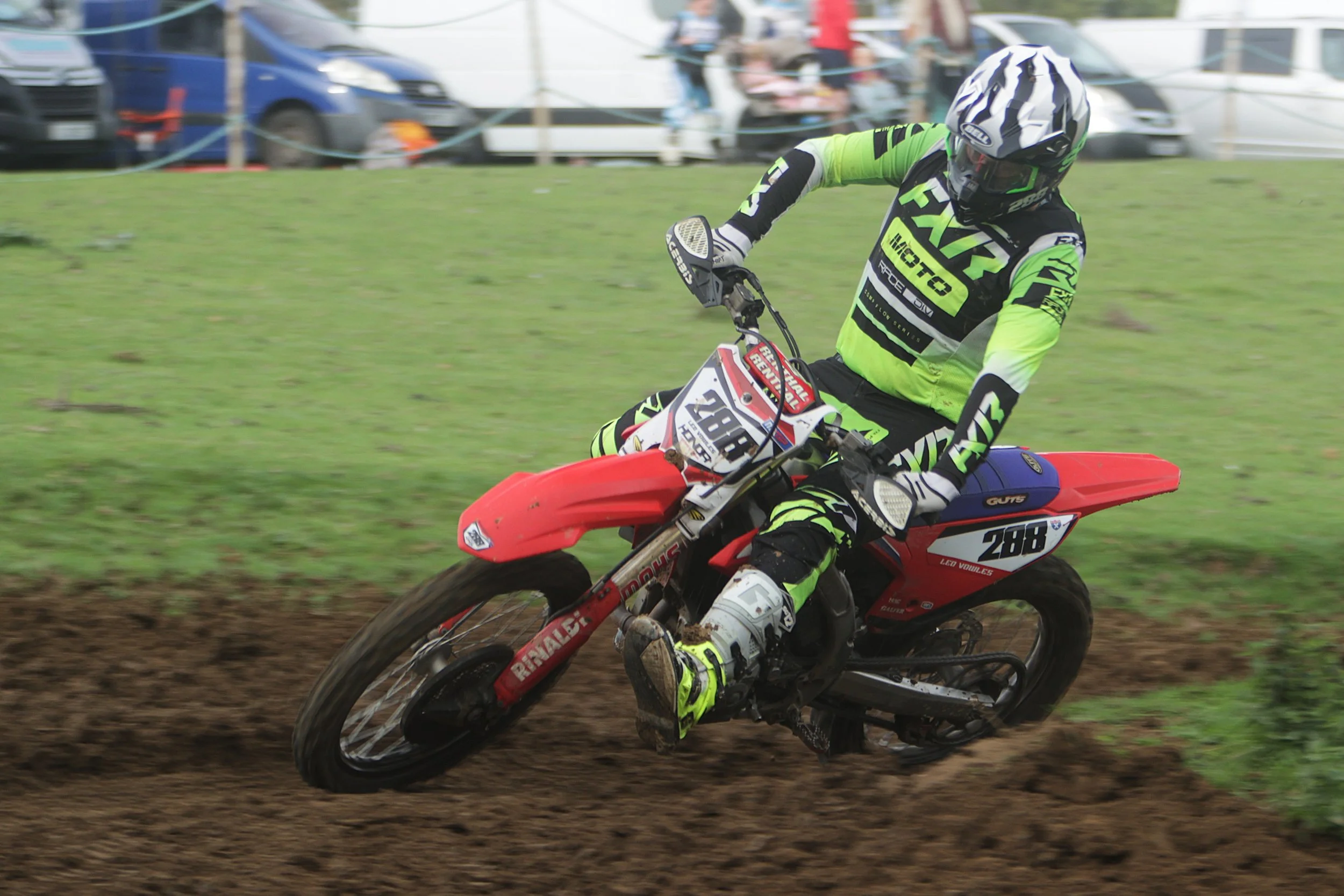 BB019112 crop.jpg