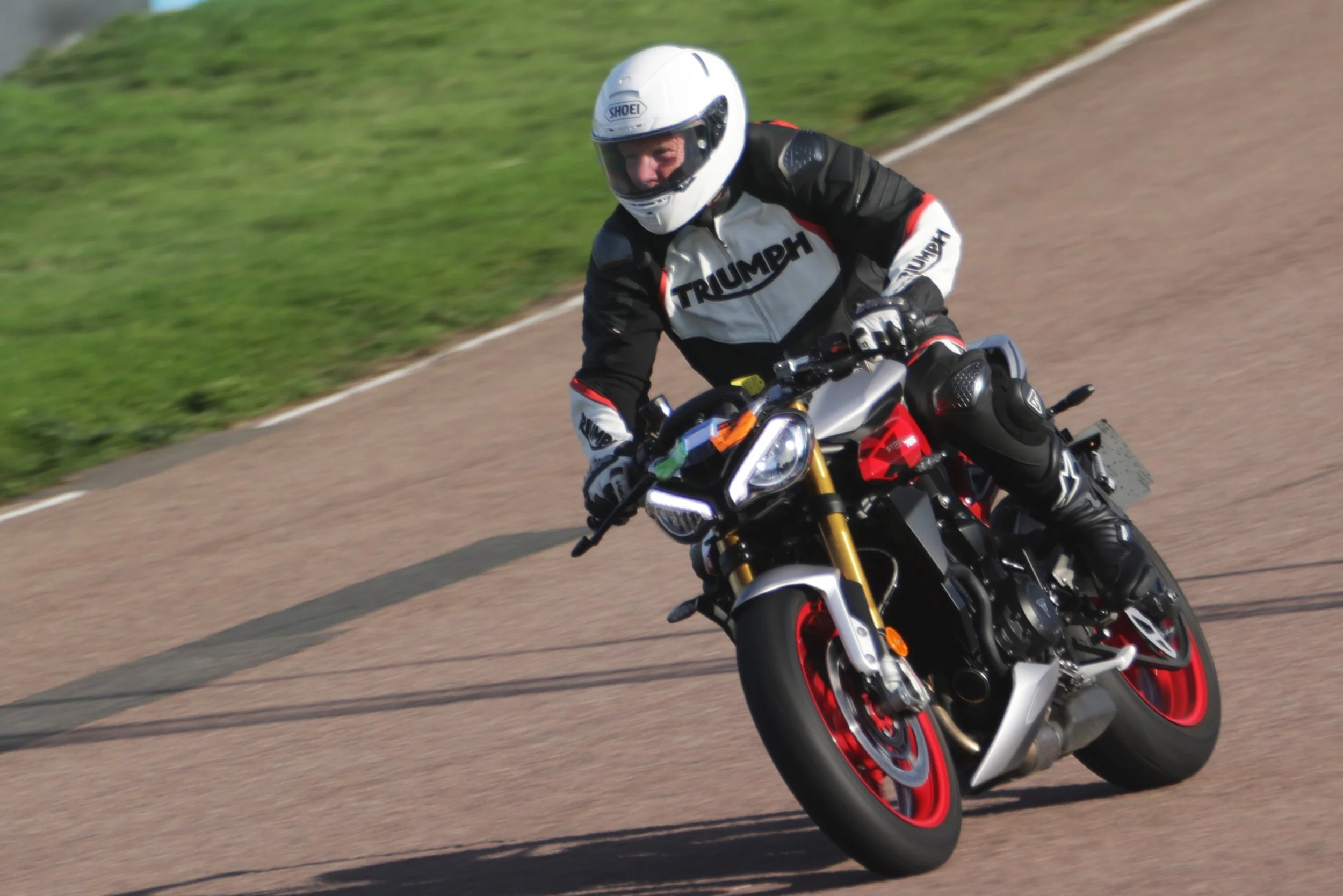 BB017546 crop.jpg
