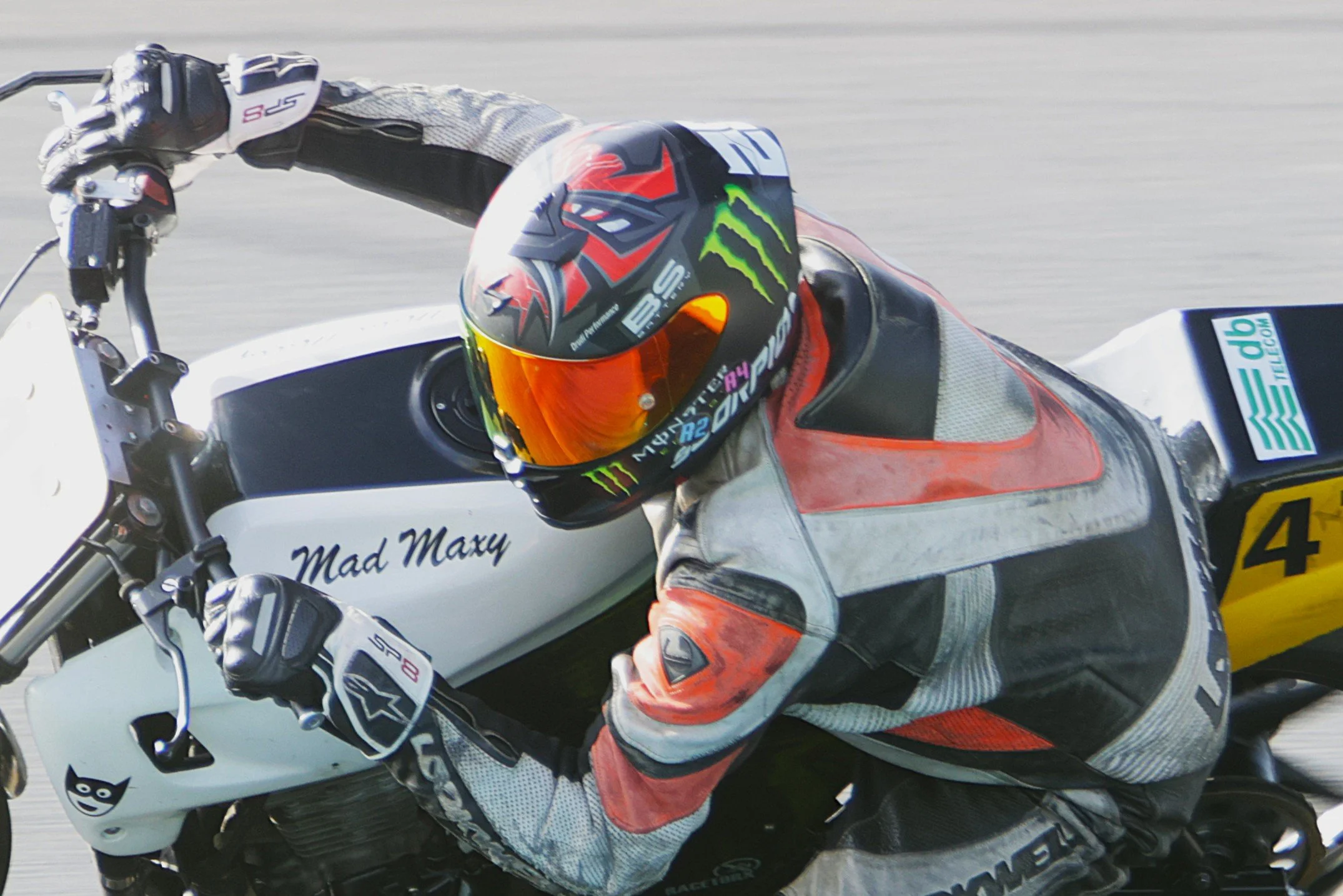 BB017917 crop.jpg