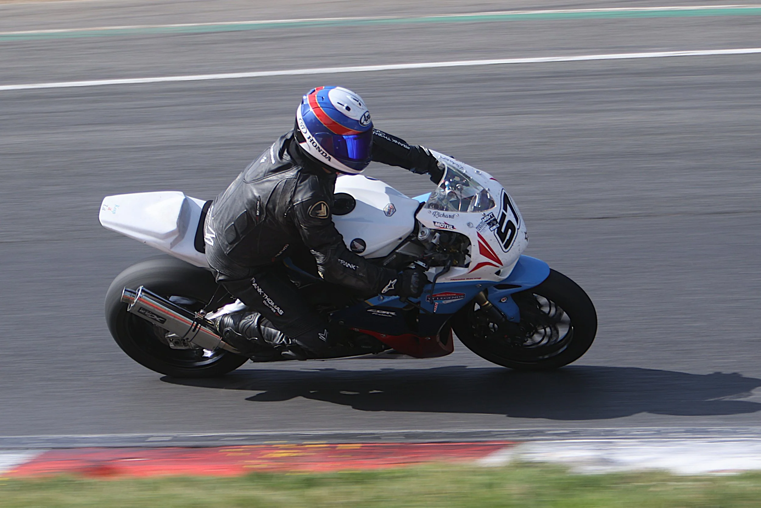 BB012966 crop.JPG